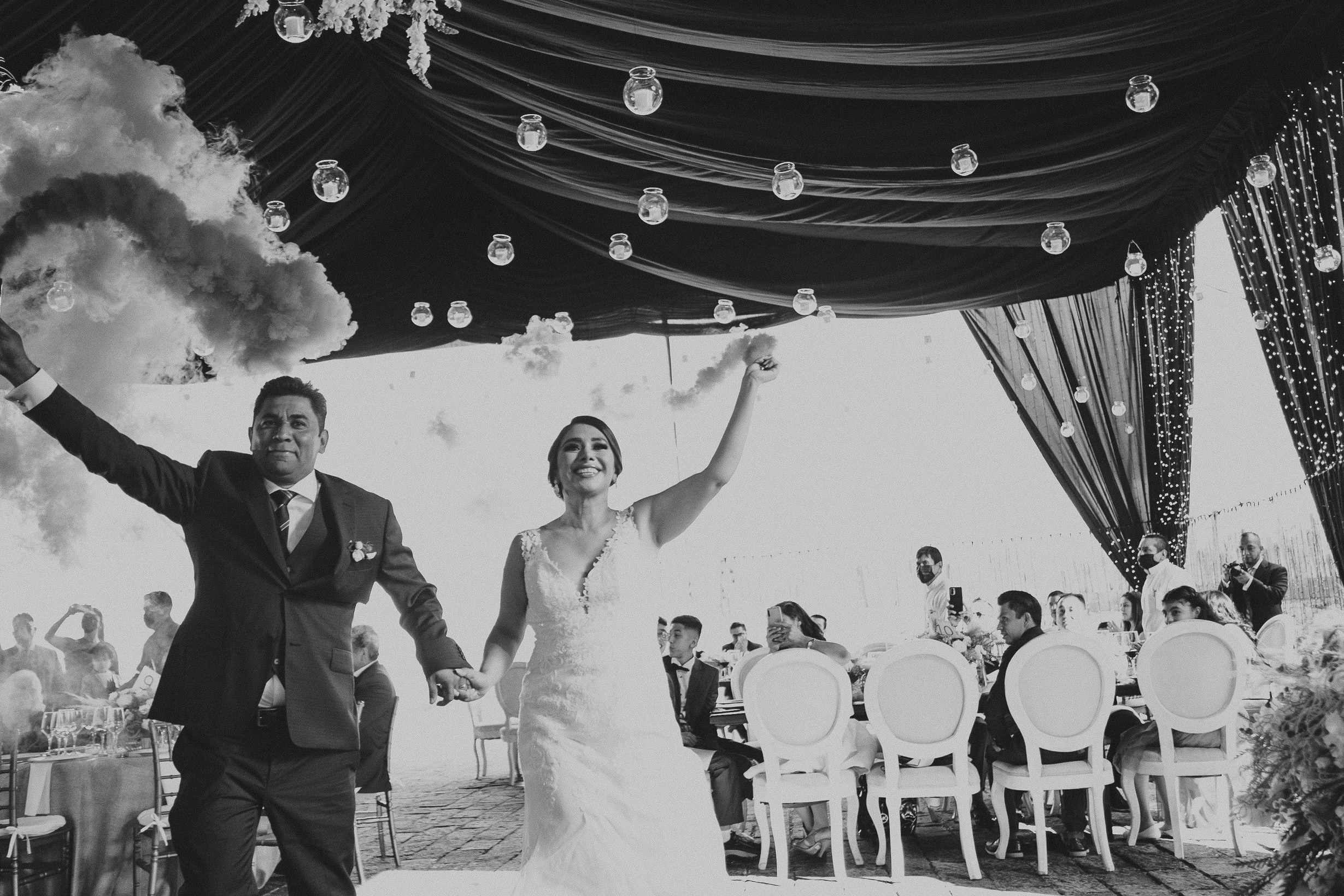 Diana y Saul. Wedding and family photographer in Mexico City