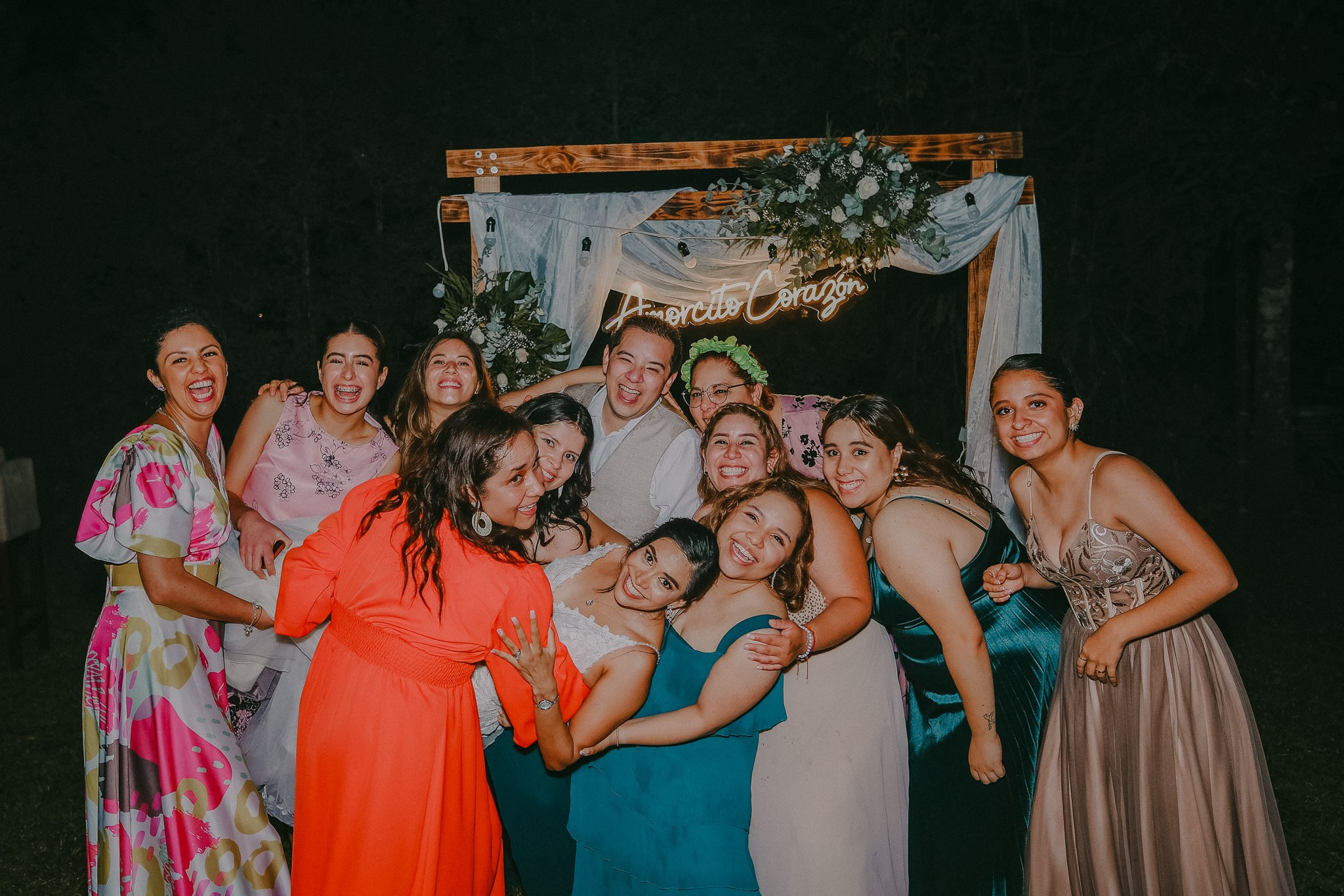 Vianney & Roberto. Wedding and family photographer in Mexico City