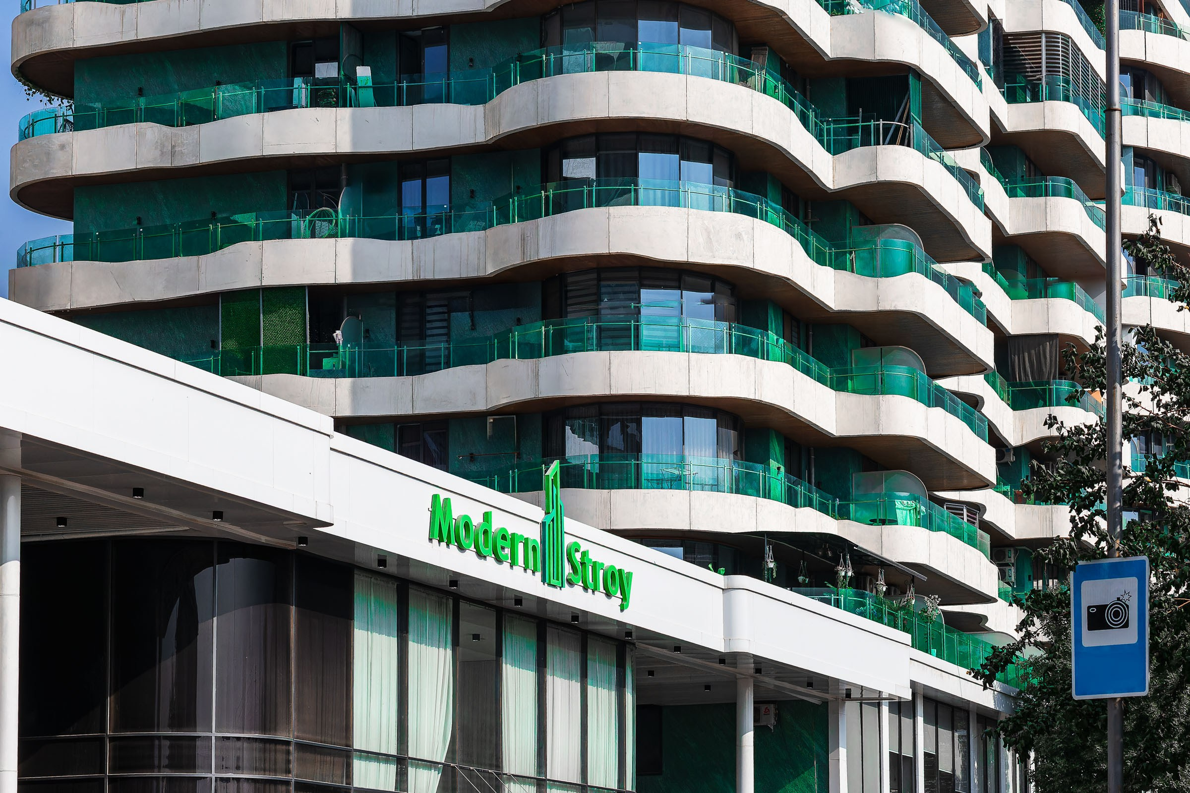 Интерьерный фотограф, Ташкент, Узбекистан — уютная спальня с мягким светом.