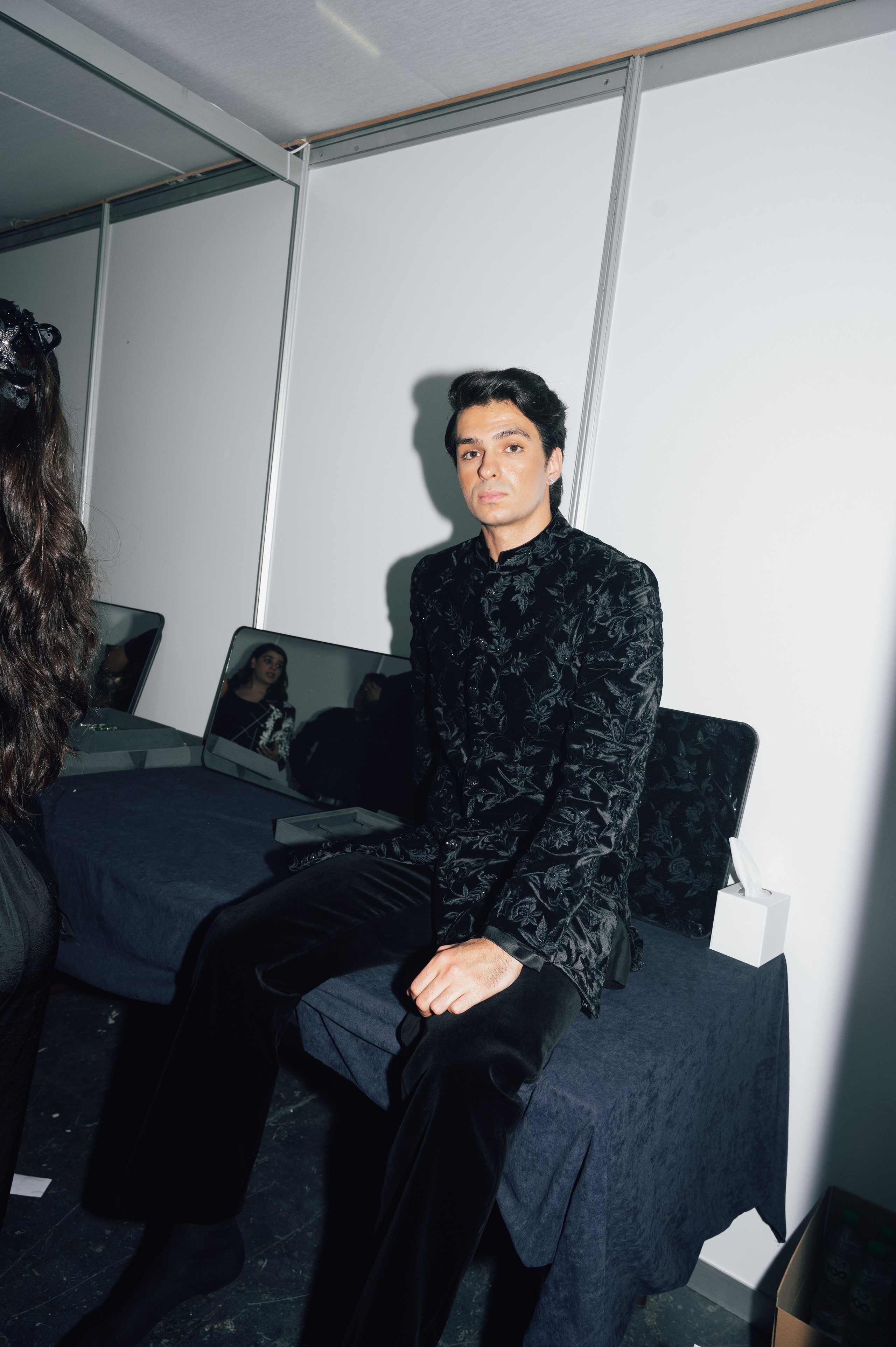 ELLE x Manish Malhotra. Versoluna