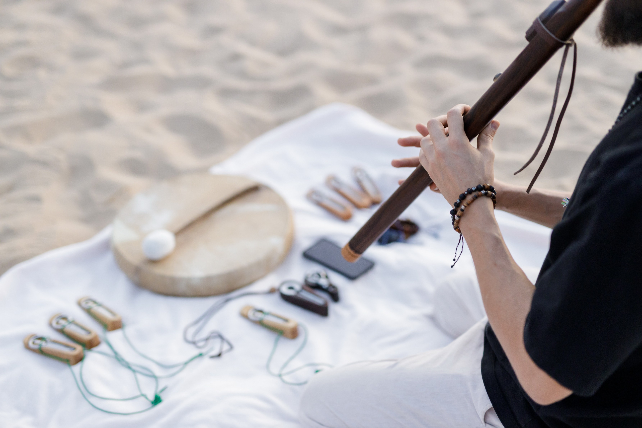 Oleg Torbosov — Meeting with subscribers in the desert. Photographer Anna Curly | Weddings and Events in Dubai