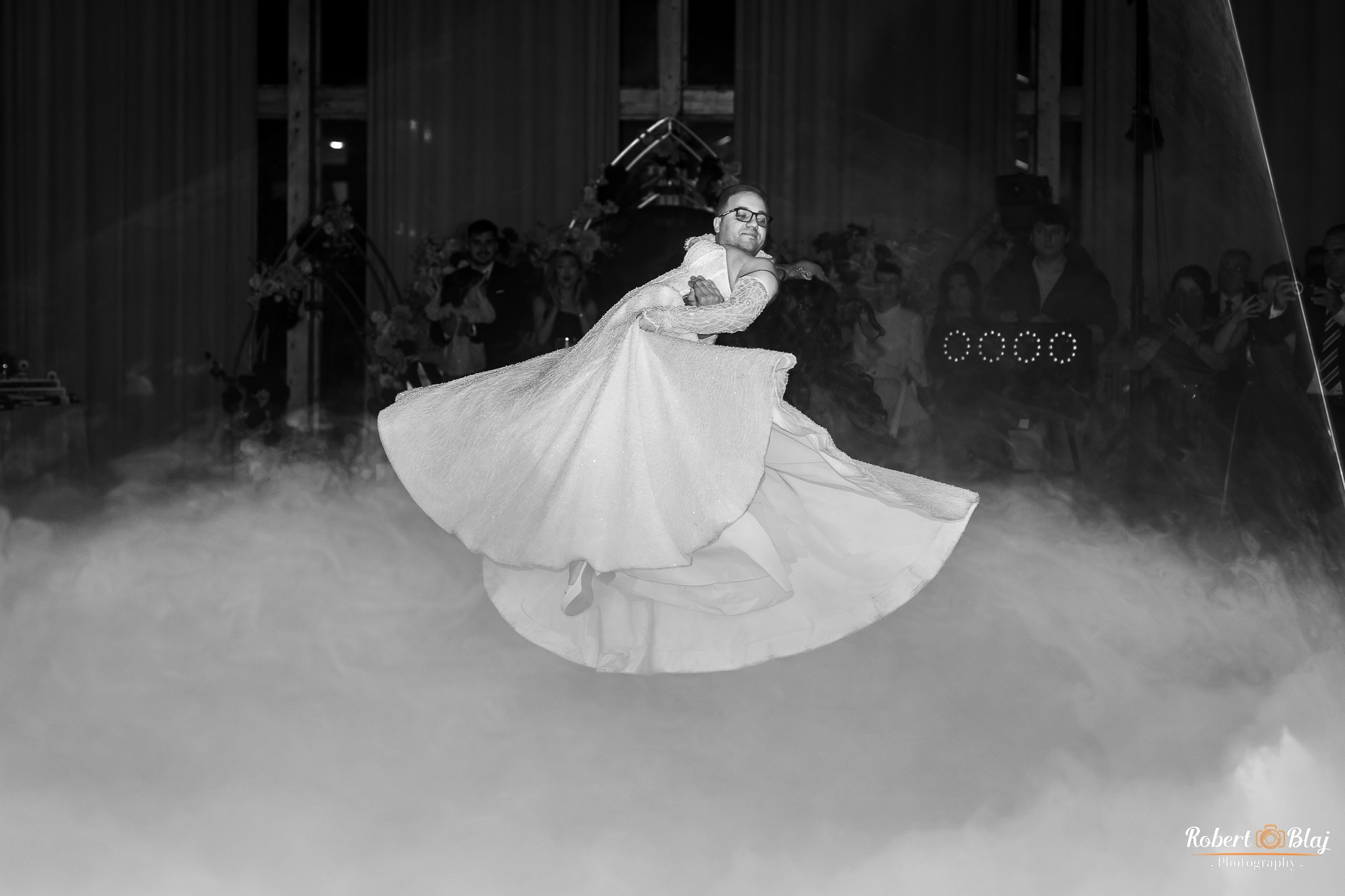 Larisa & Gabriel. Robert Blaj - Fotograf Nuntă Iași