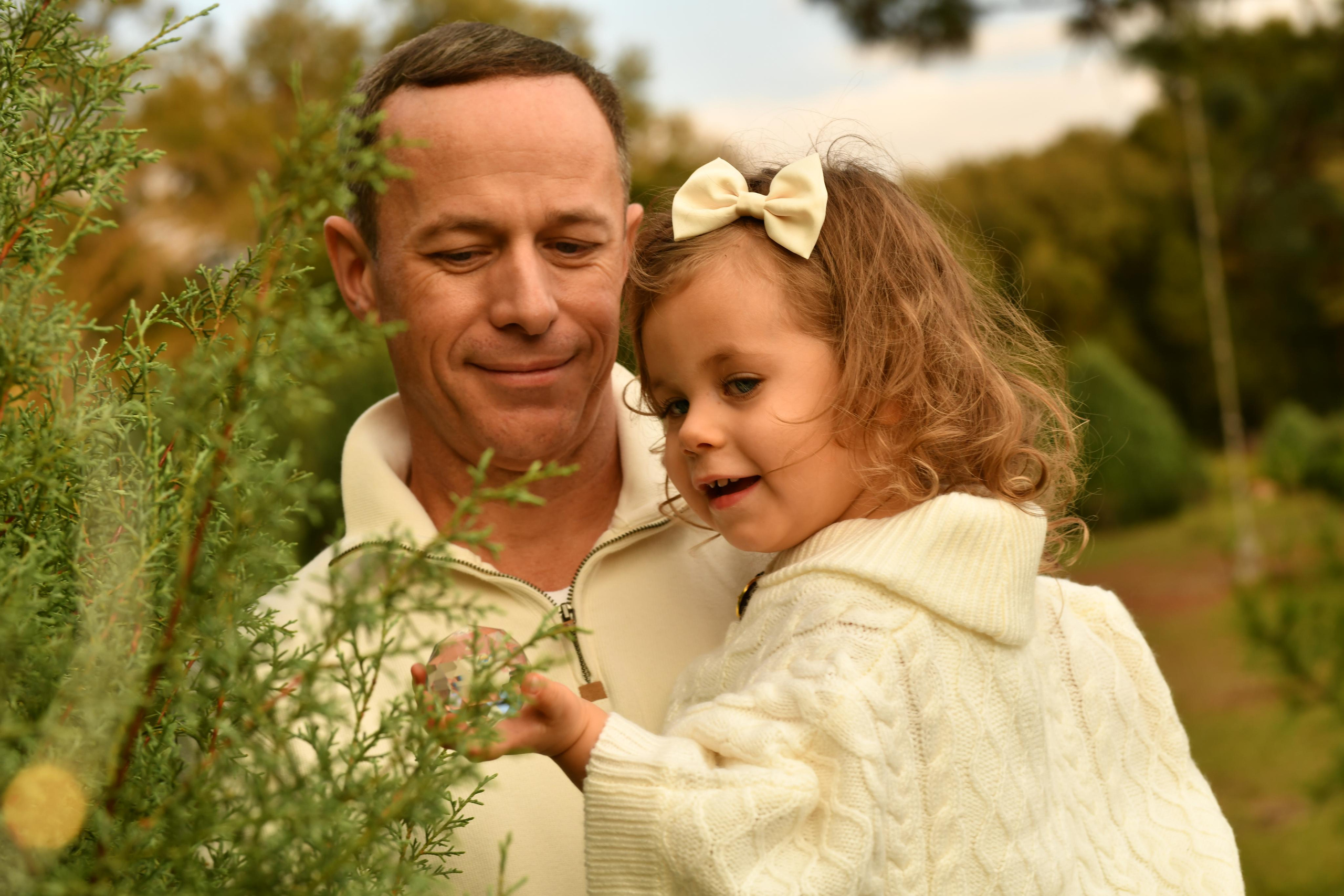 Family photographer Alice Green. Portrait, kids and family photographer in Wesley Chapel Alina Alice Osipova