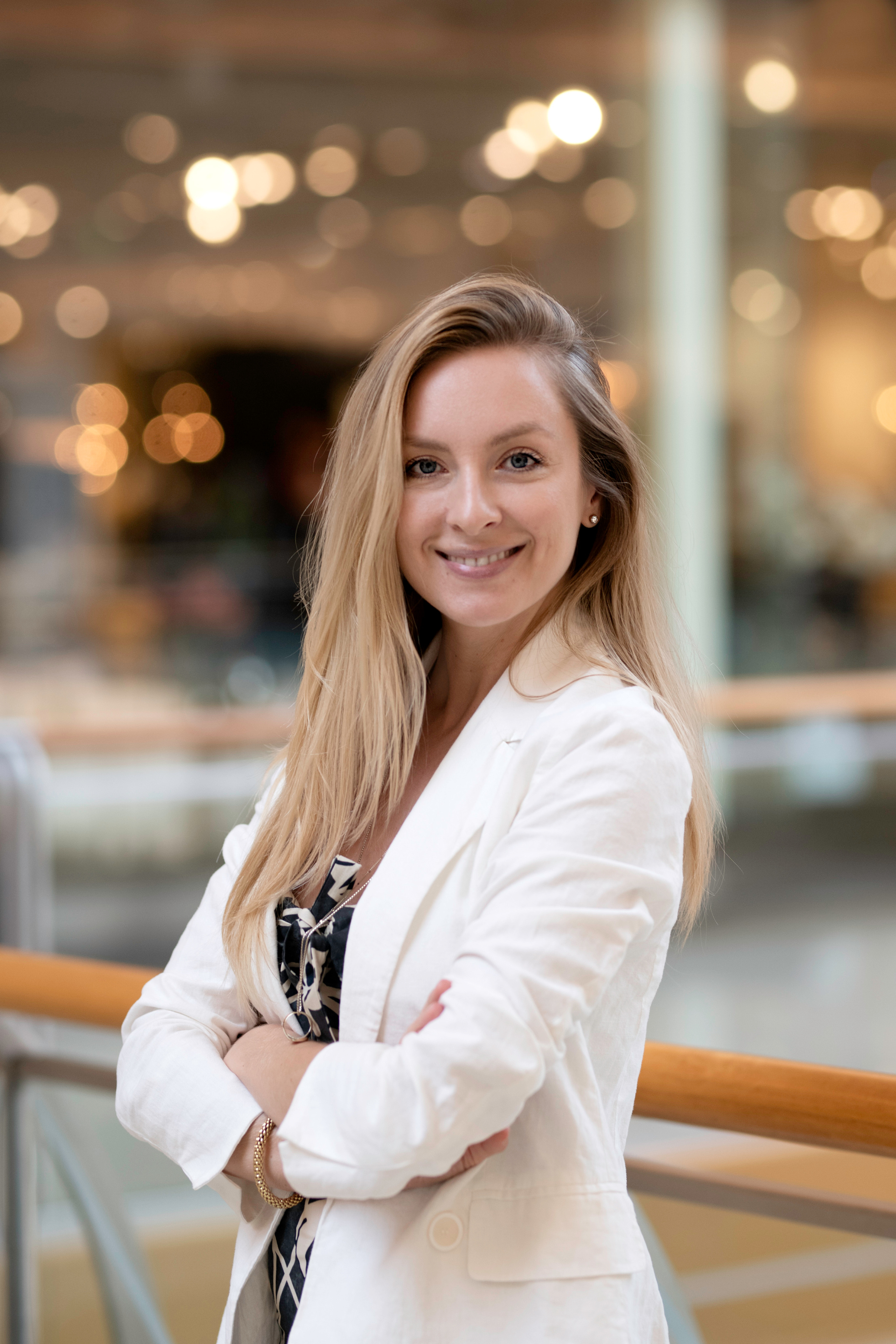 Business portrait. Portrait, kids and family photographer in Wesley Chapel Alina Alice Osipova