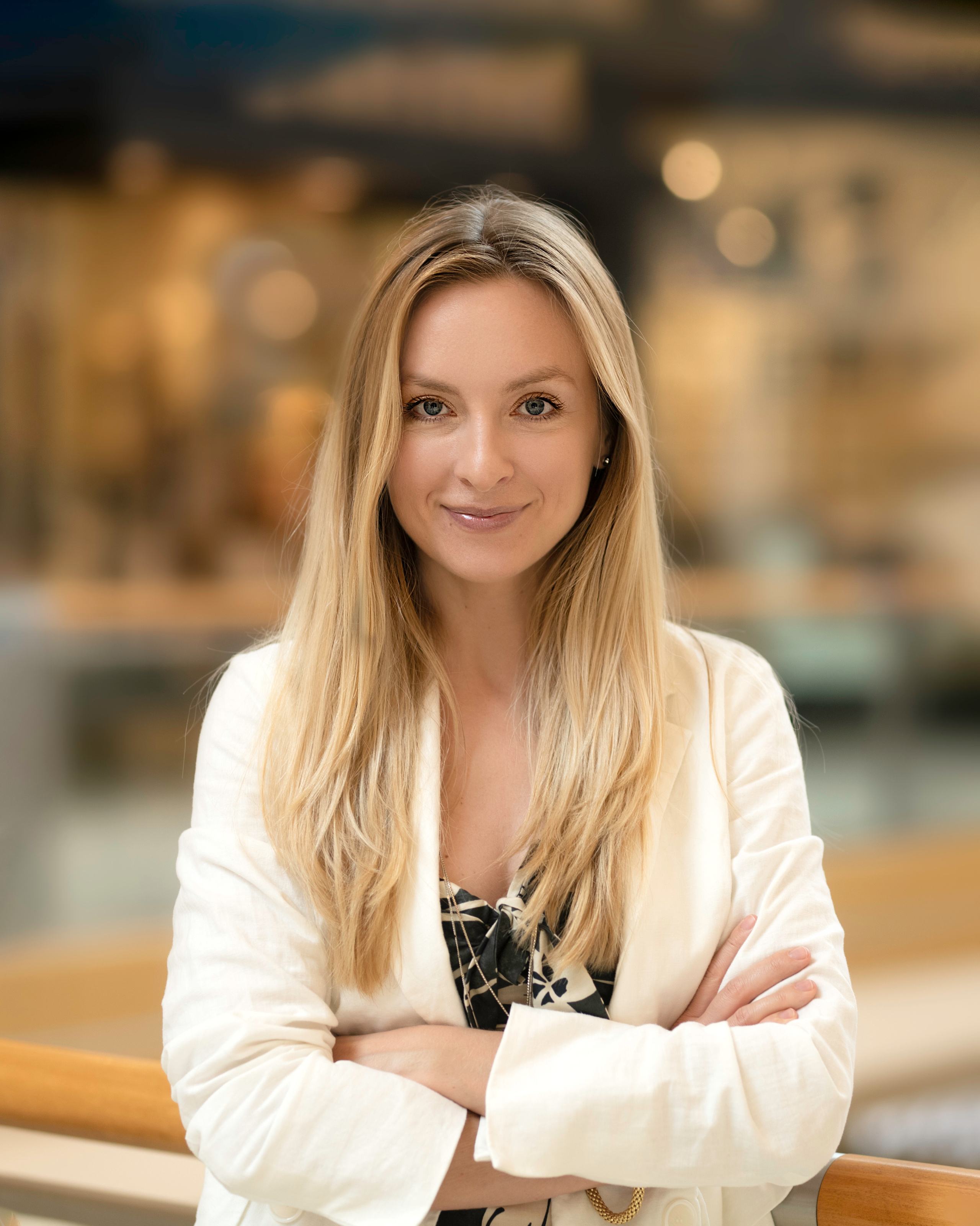 Business portrait. Portrait, kids and family photographer in Wesley Chapel Alina Alice Osipova