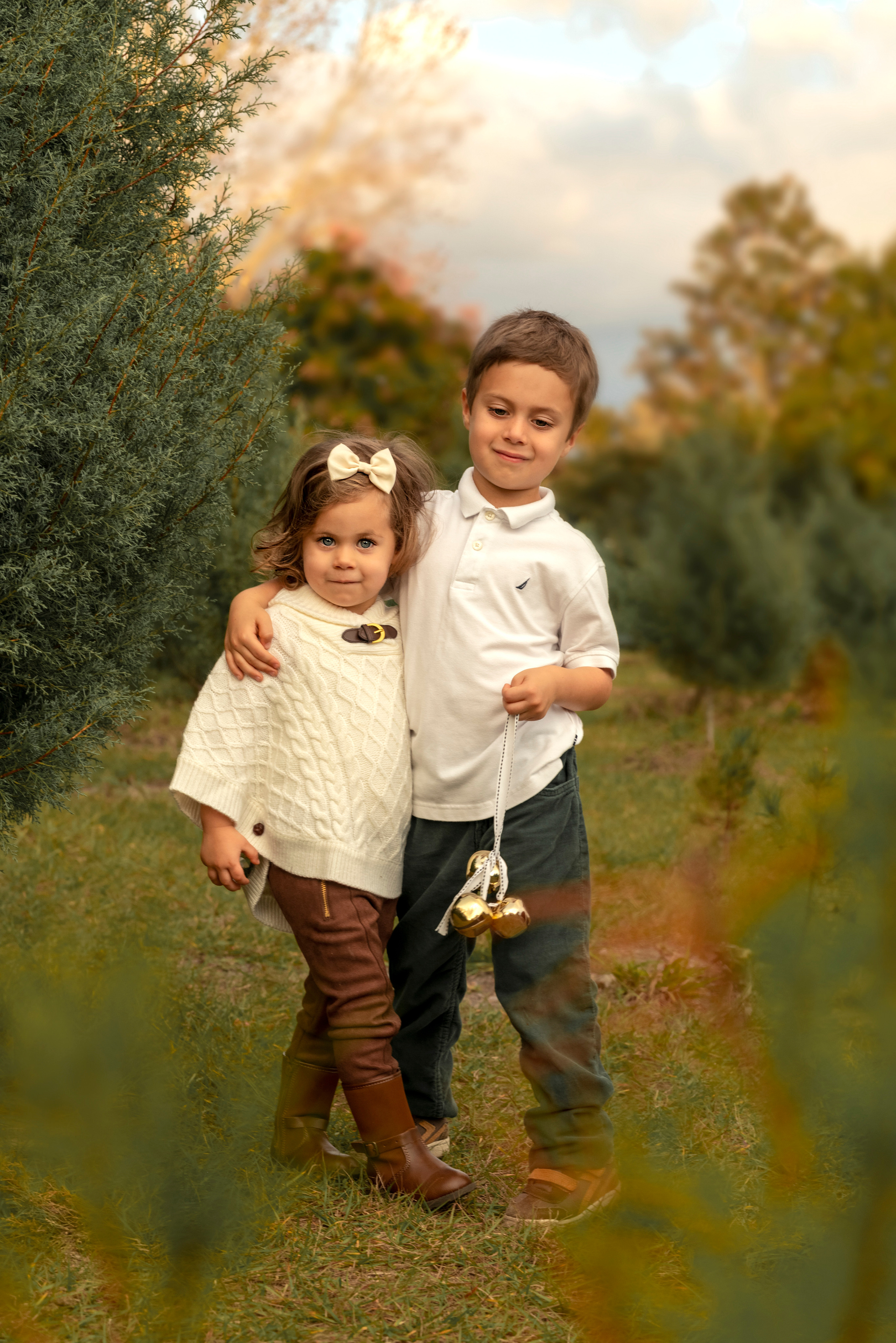 Christmas Tree Farm. Portrait, kids and family photographer in Wesley Chapel Alina Alice Osipova