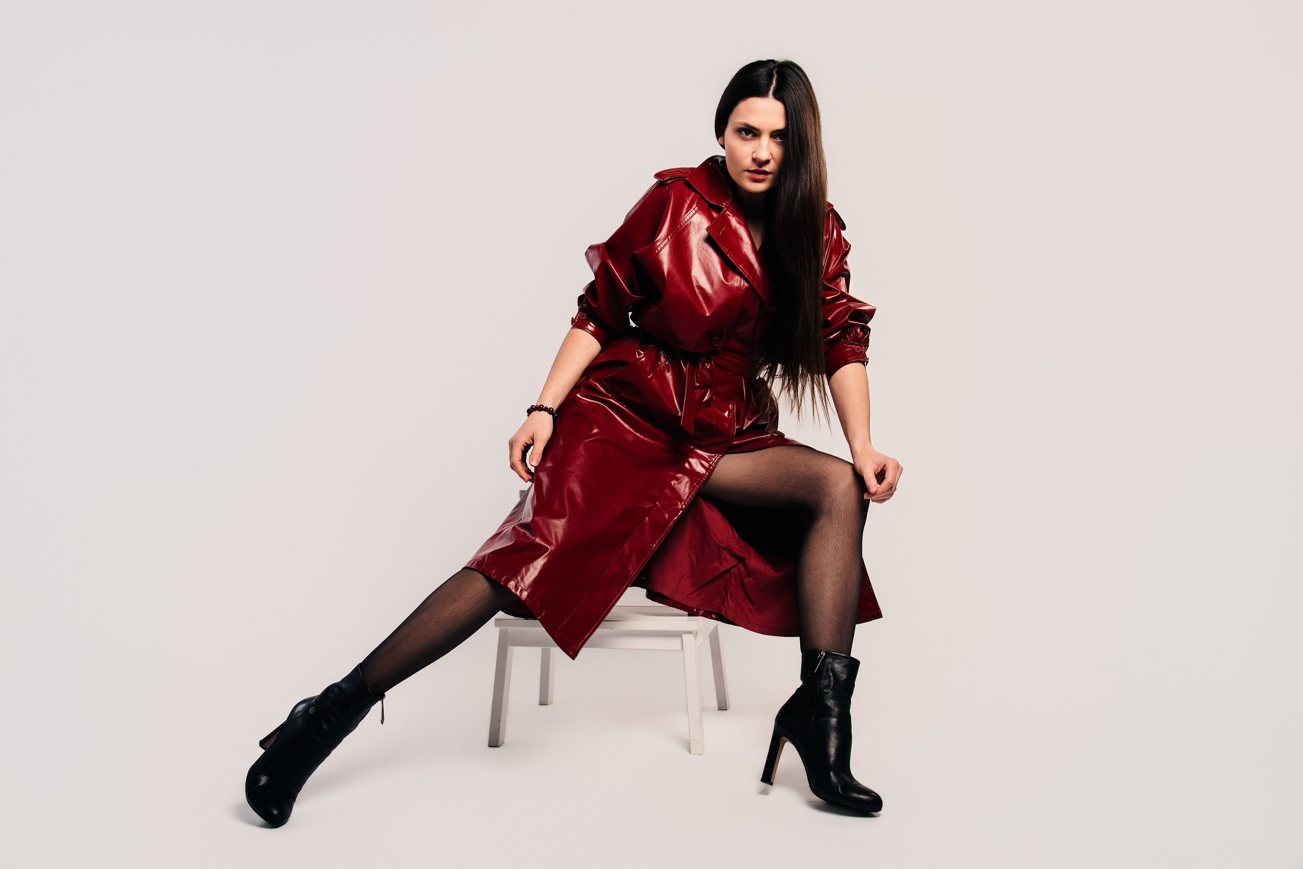 Portret studio | Iulia Dragos. Dani Vaida