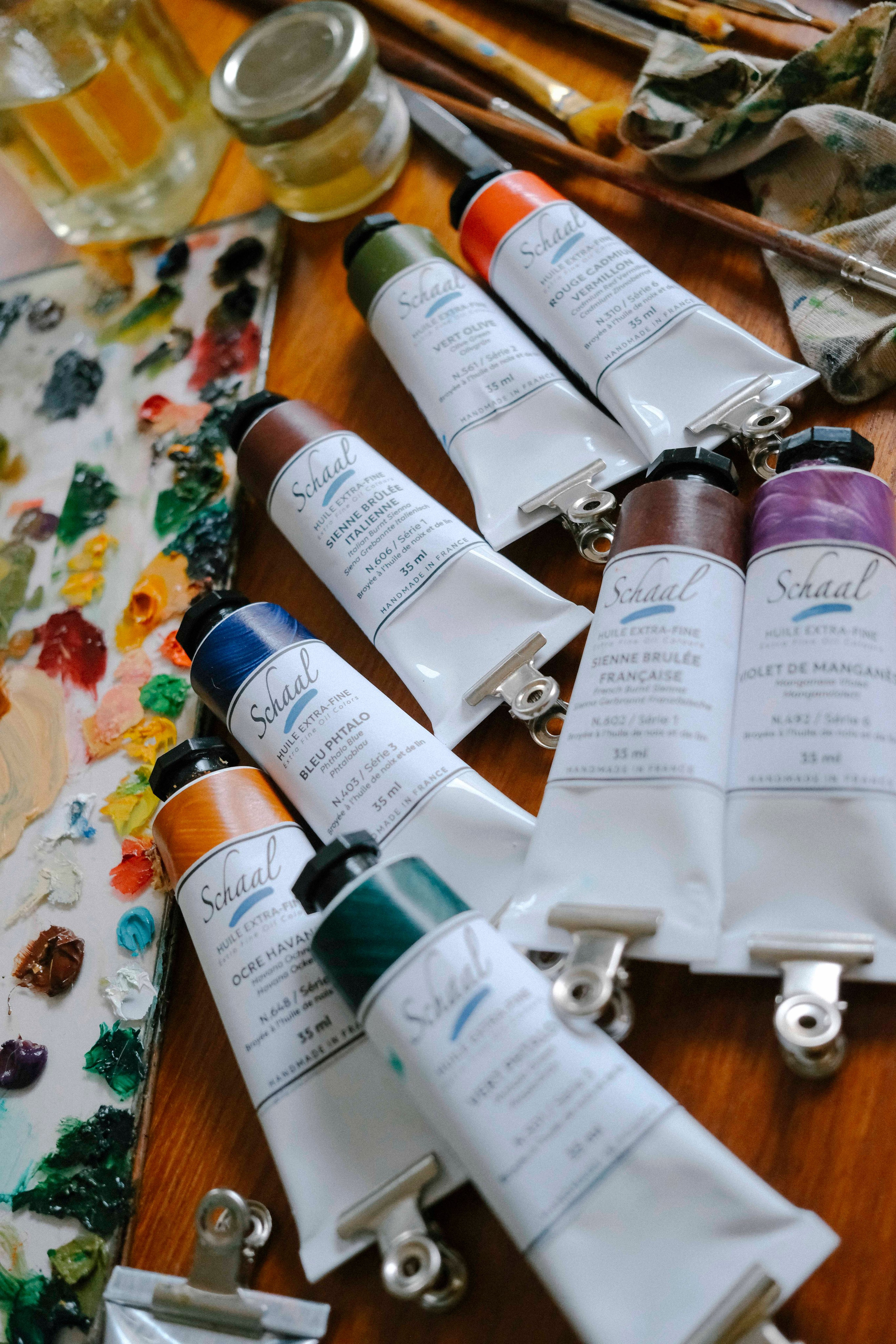 Collaboration with SCHAAL Handmade Artists Colors. ELEN BEZHEN