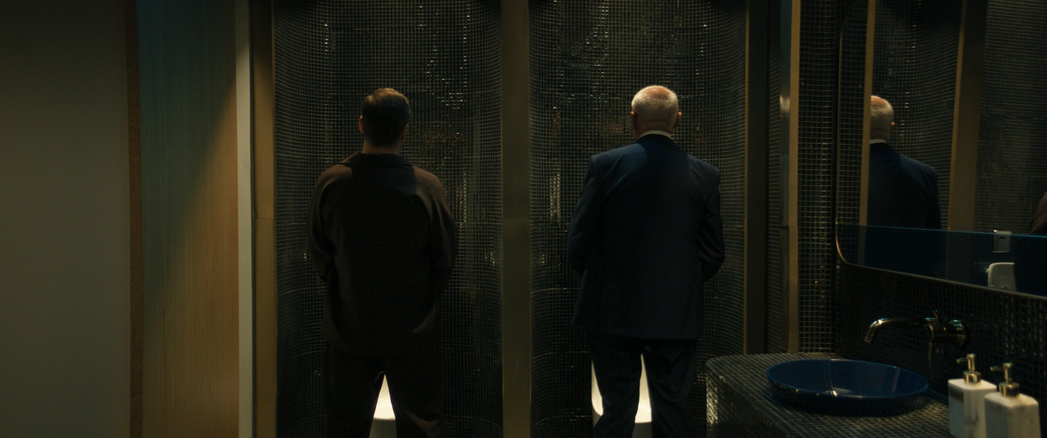 Chelovek, kotoryy smeyotsya | Film. Ilia Ivanov