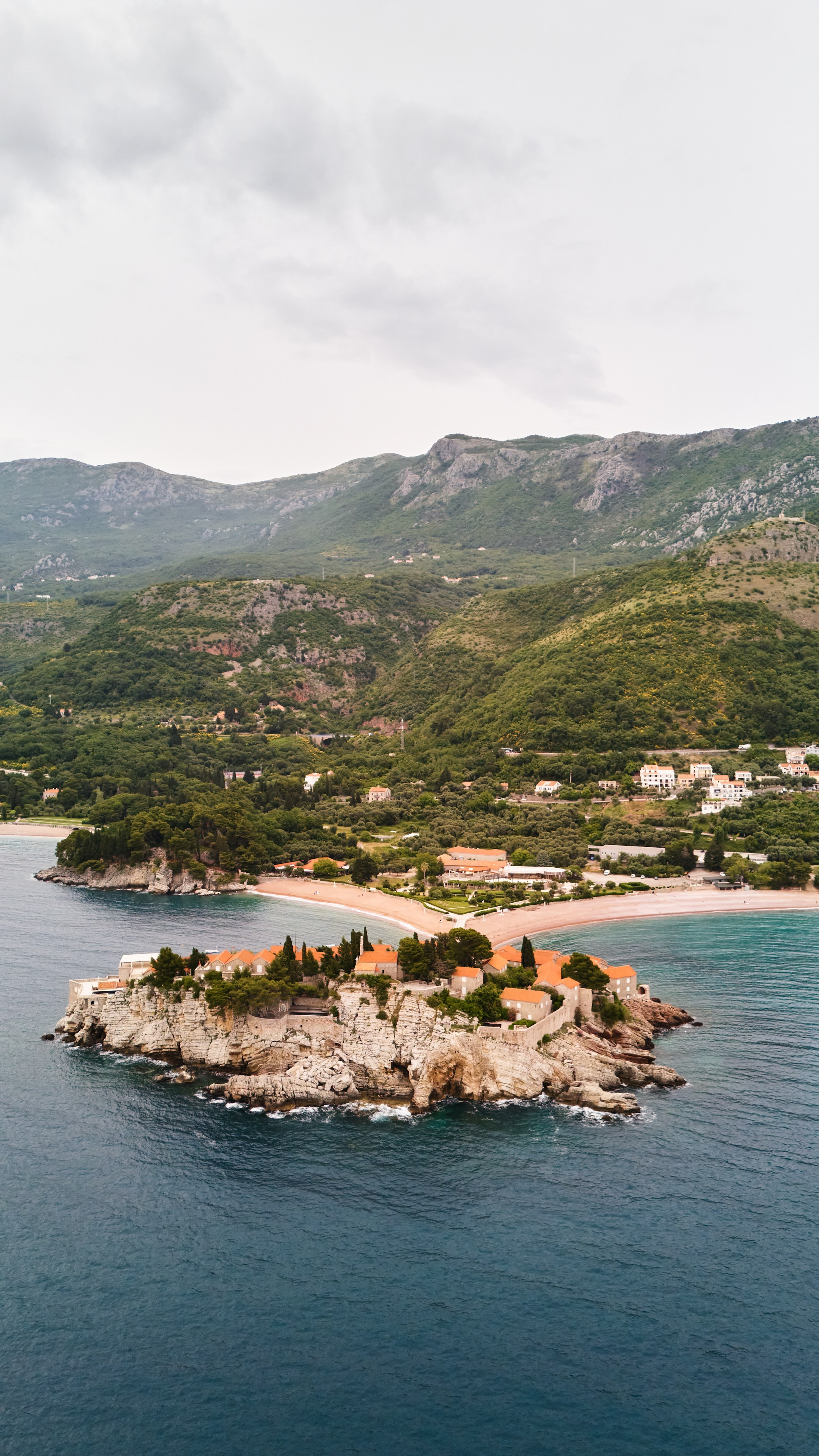 Montenegro. Switzerland-Austria-Croatia-Montenegro wedding photographer and videographer Yannia weddings