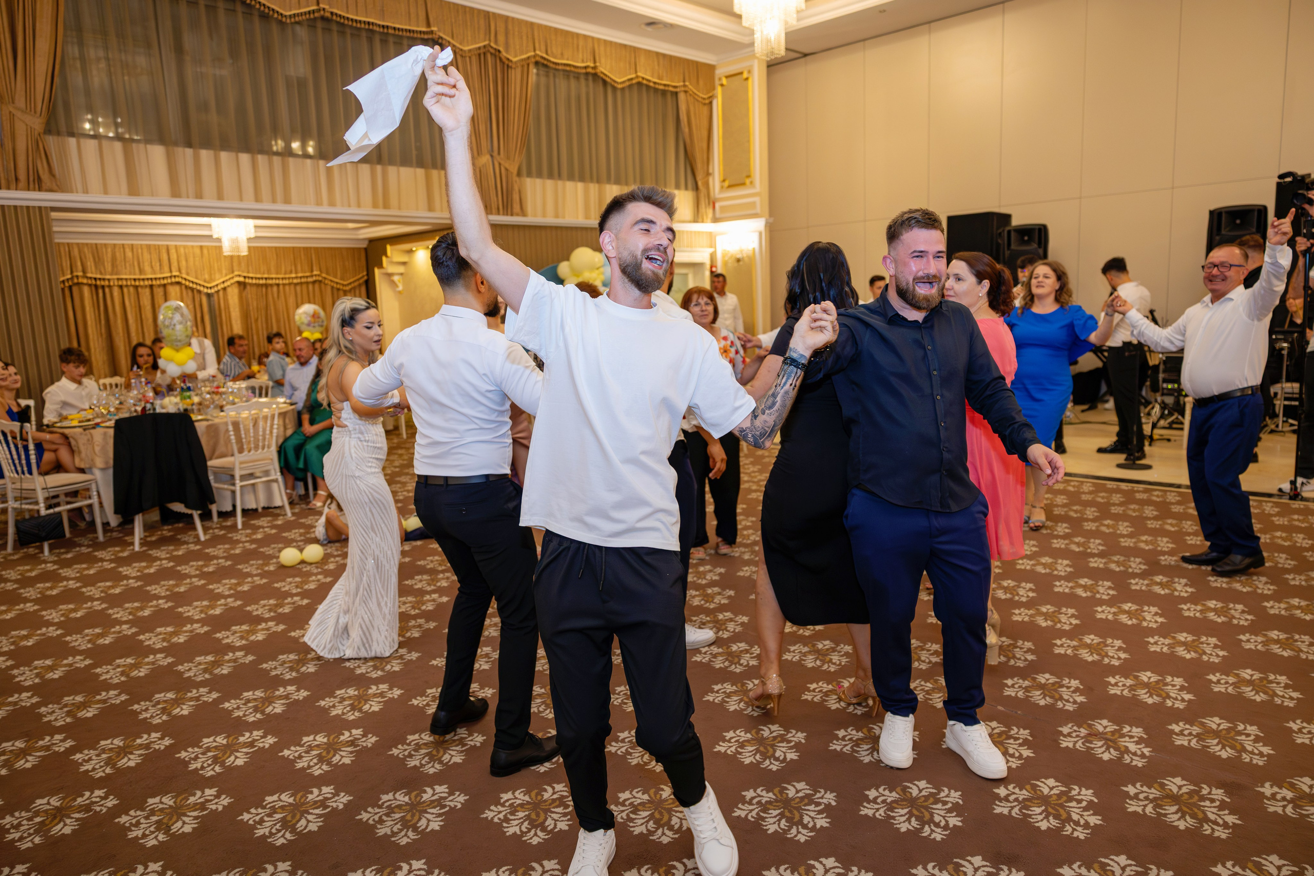 Eric Ionut. Moments By Gub