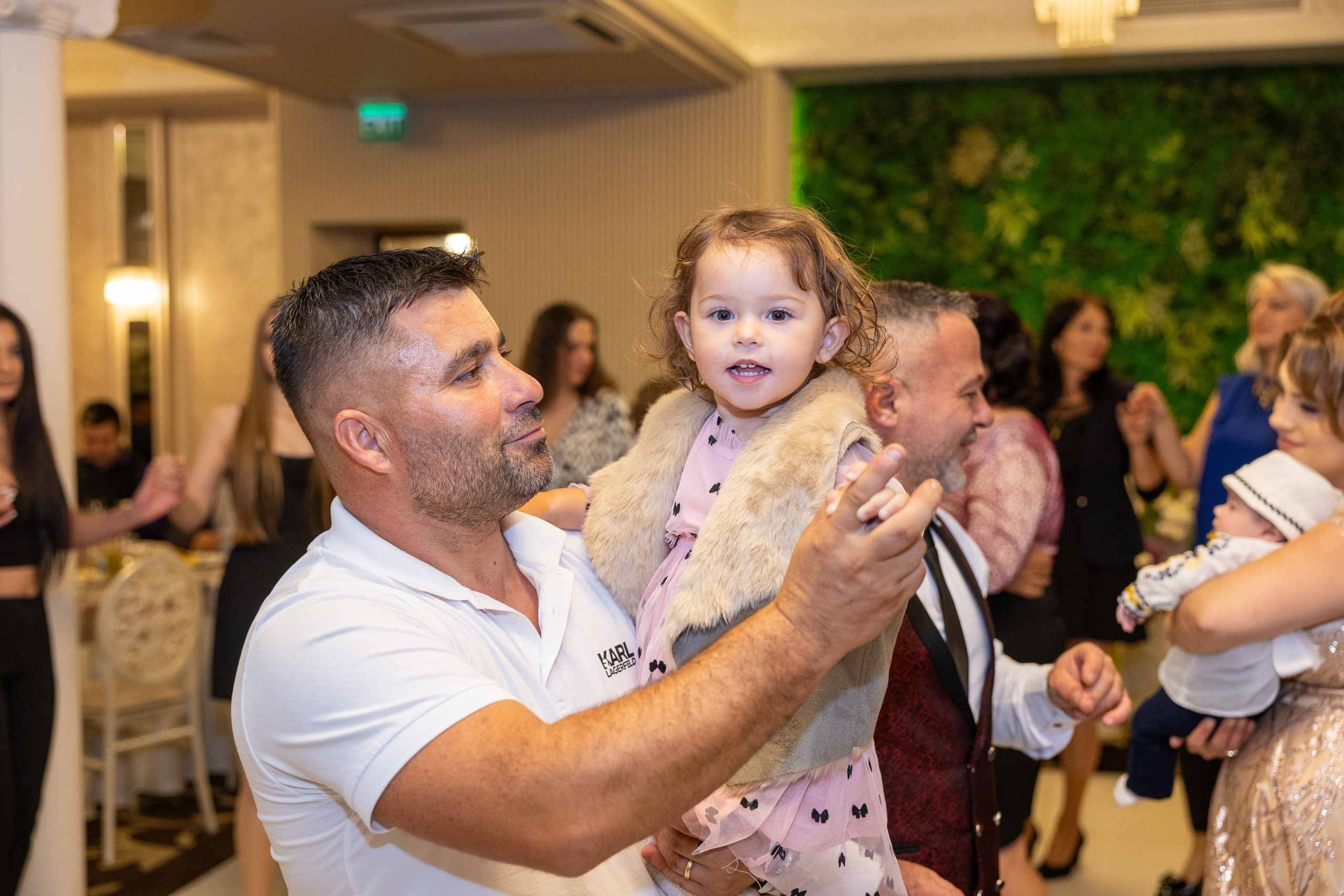 Andrei Sebastian. Moments By Gub