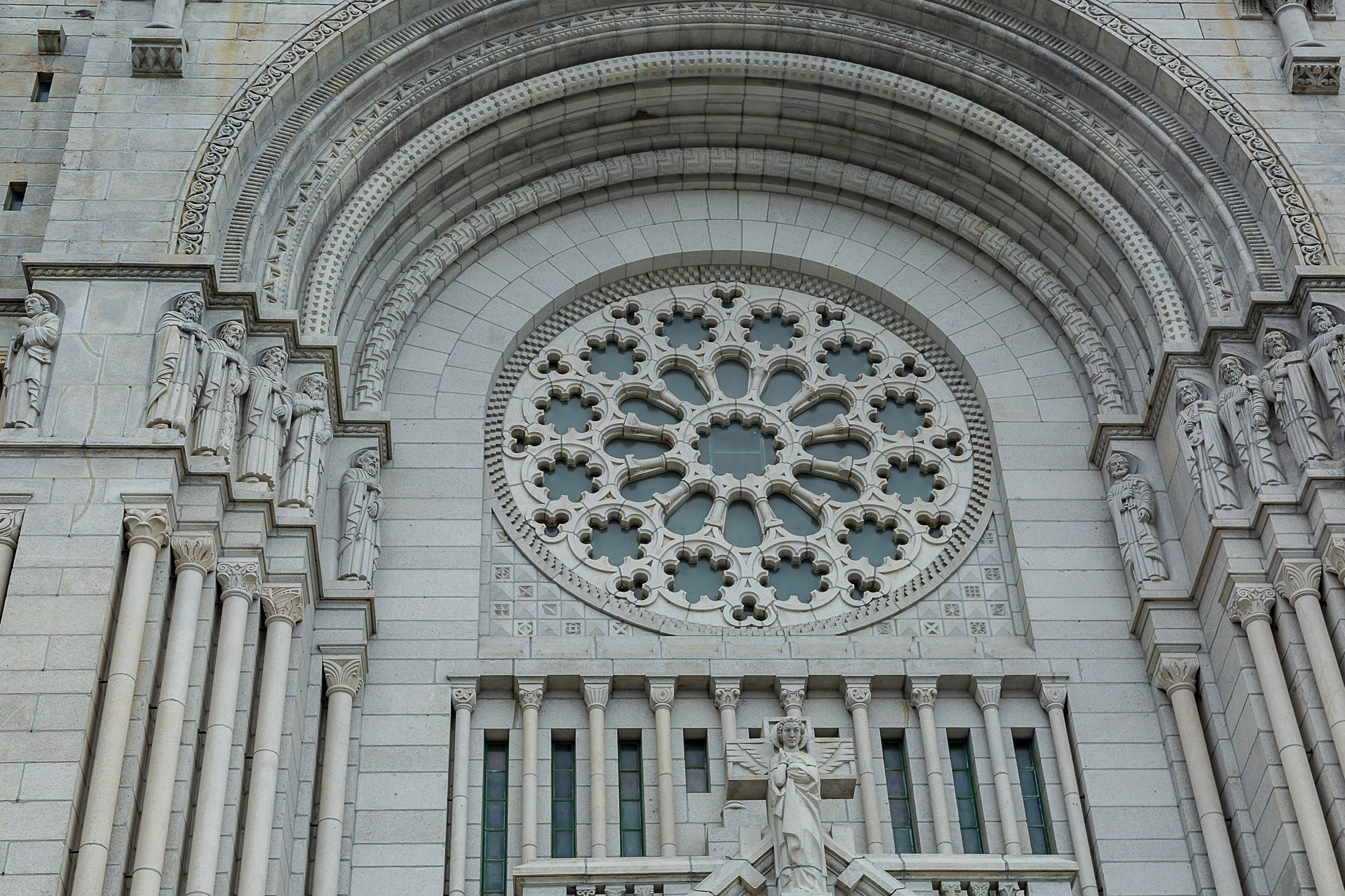 Sainte Anne de Beaupre et Quebec. Studioplaza8
