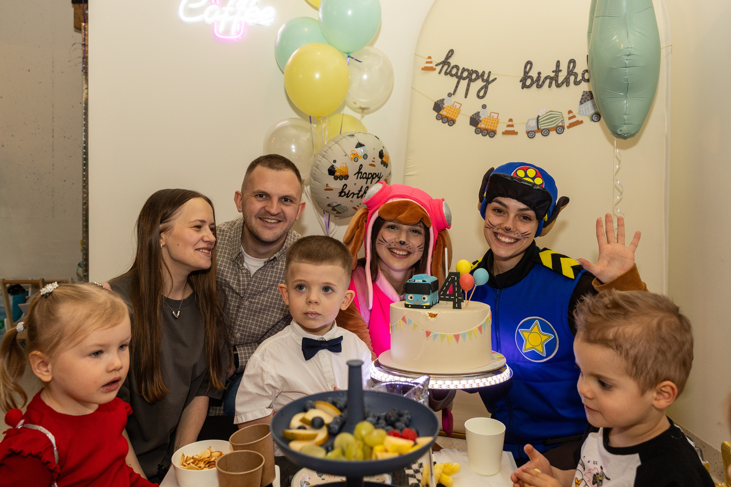 День рождения Артёма 24 января 2026 года. Семейный и детский фотограф в Варшаве Мила Бобровская