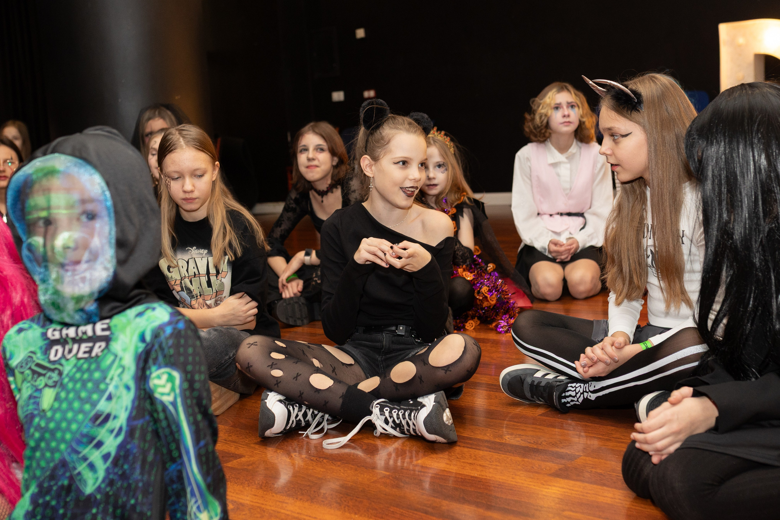 Leo dance studio Helloween 2025. Семейный и детский фотограф в Варшаве Мила Бобровская