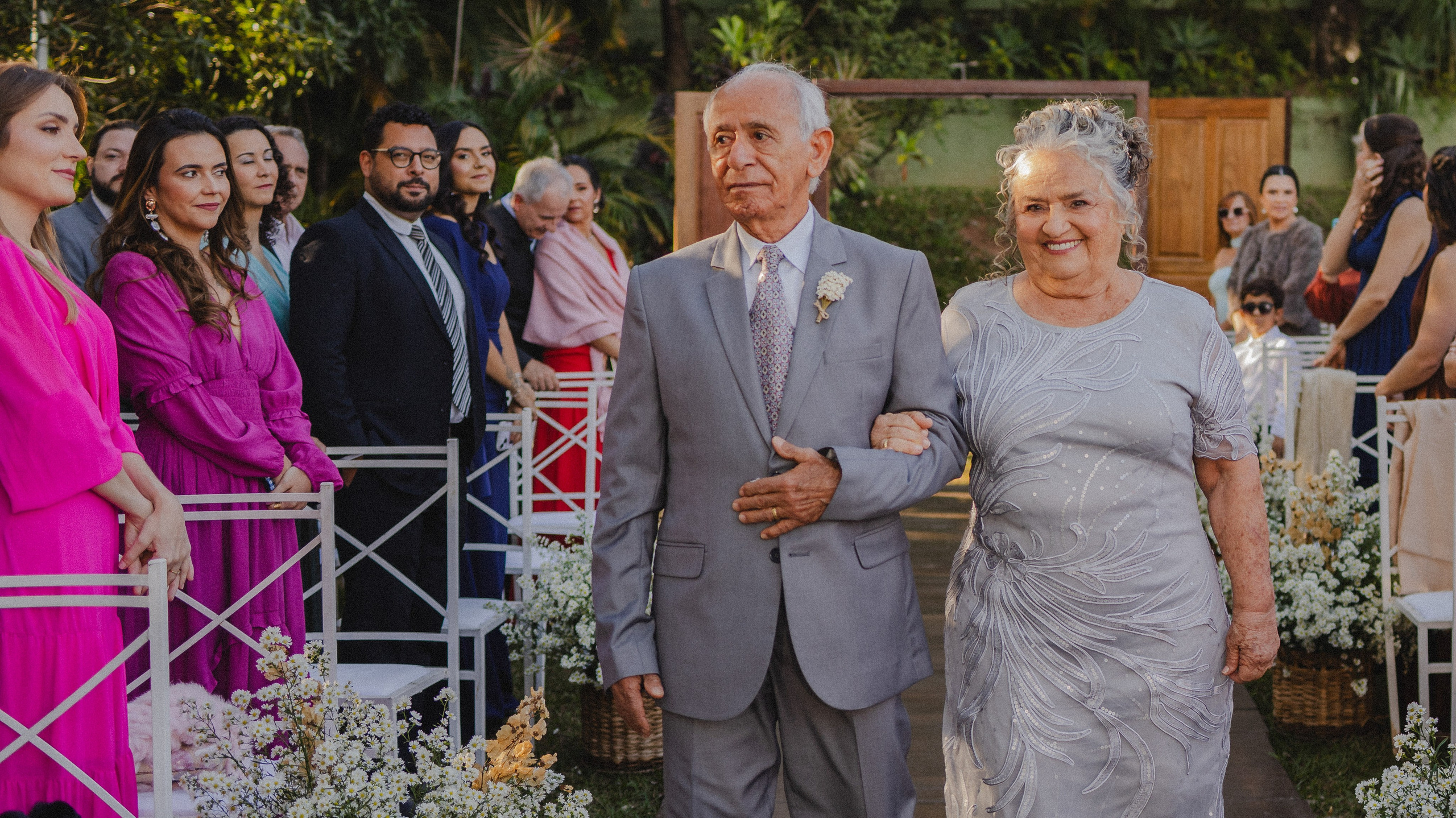 C & H — Leve, calmo e romântico. Fotografia de casamento em Belo Horizonte