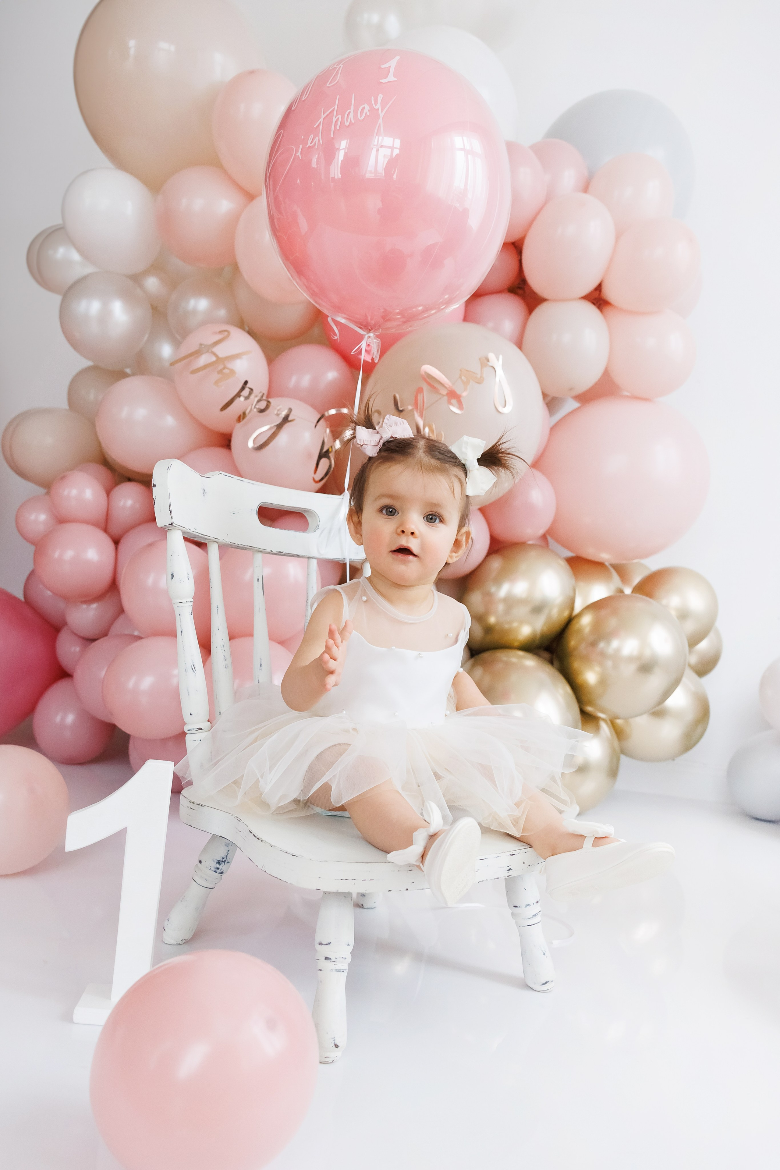 Smash cake. Фотограф Ирина Йотова