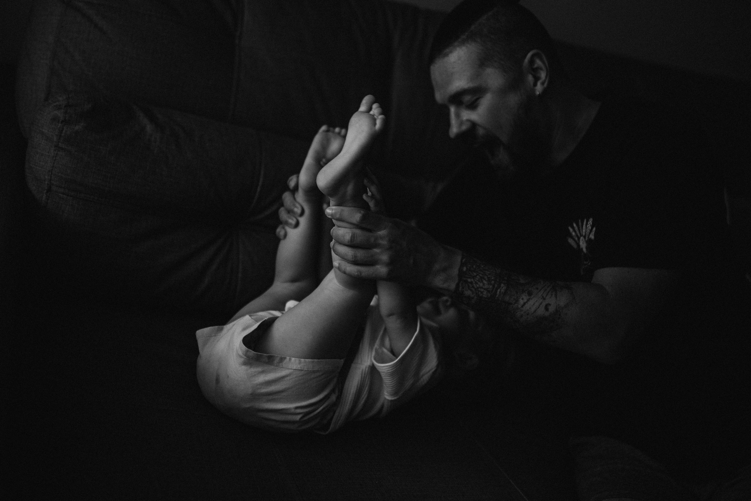 Gentle waves of family Love. Fotografa documental de familia e nascimento em Florianópolis SC Daria Ermolaev