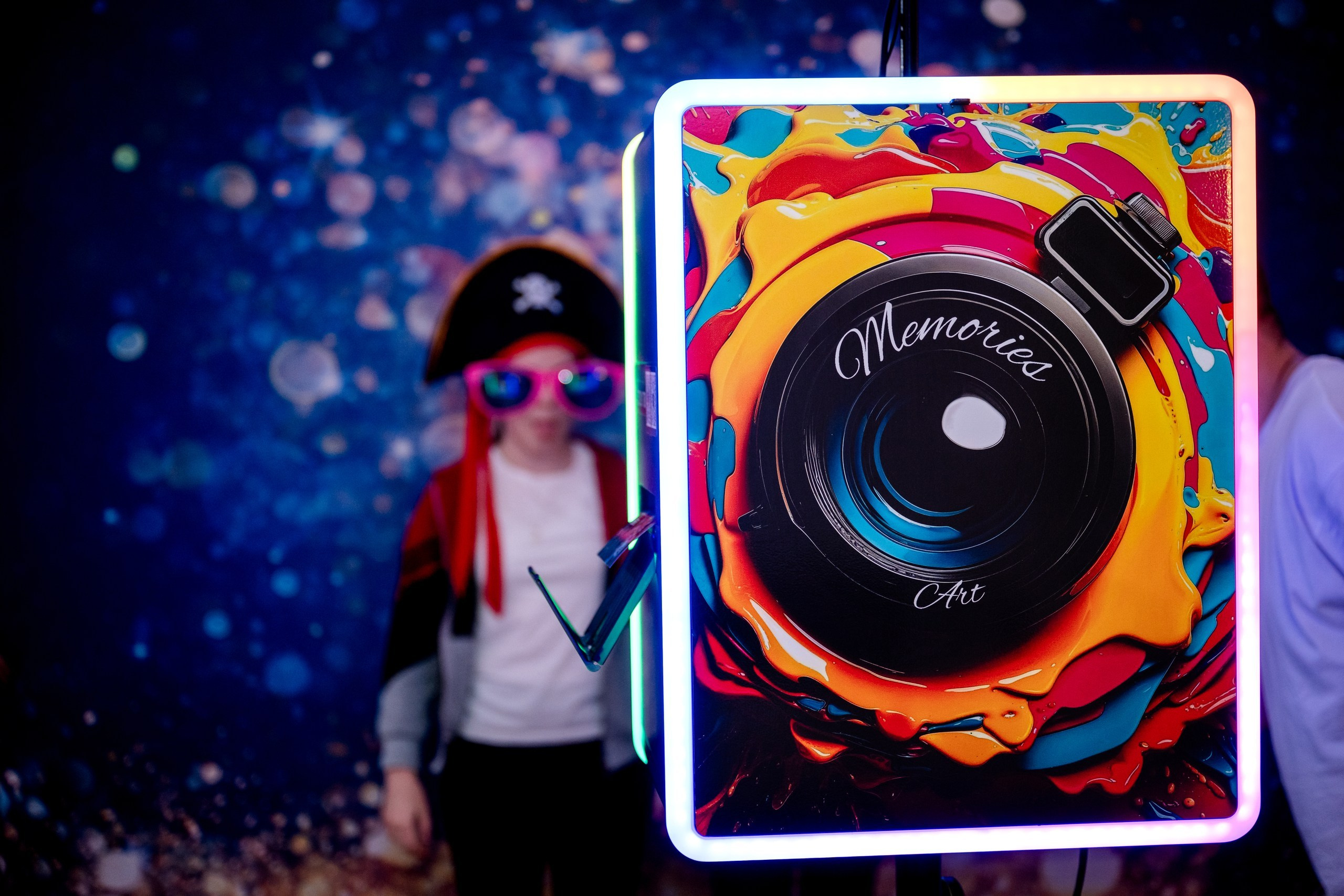 Cabină foto cu led. MOMENTsFILM — Foto-Video wedding & more