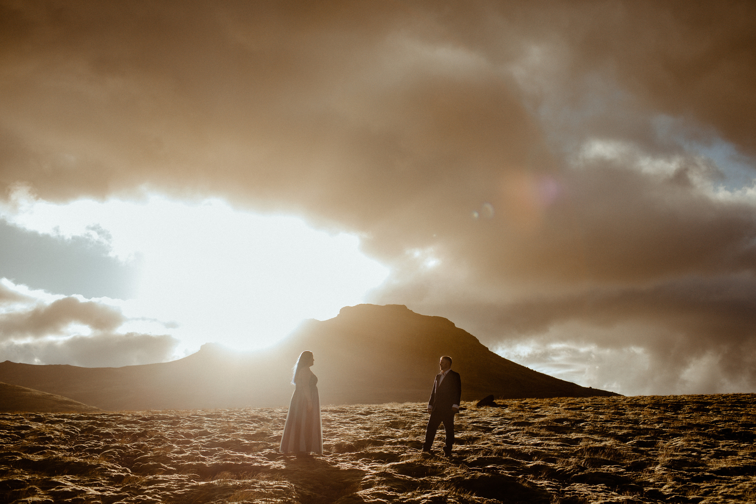 Caly+Seth. Iceland elopement photographer & videographer