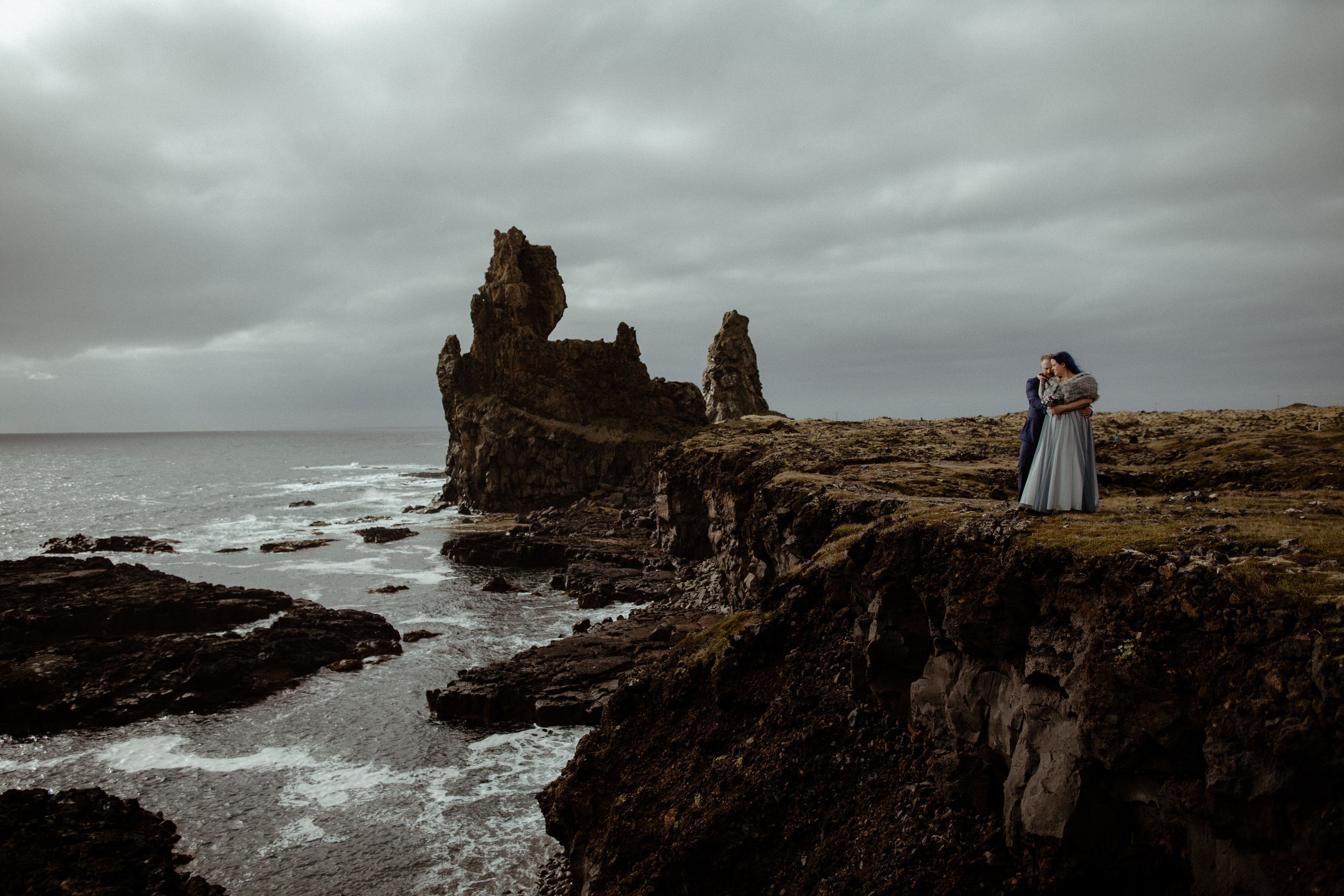 Caly+Seth. Iceland elopement photographer & videographer