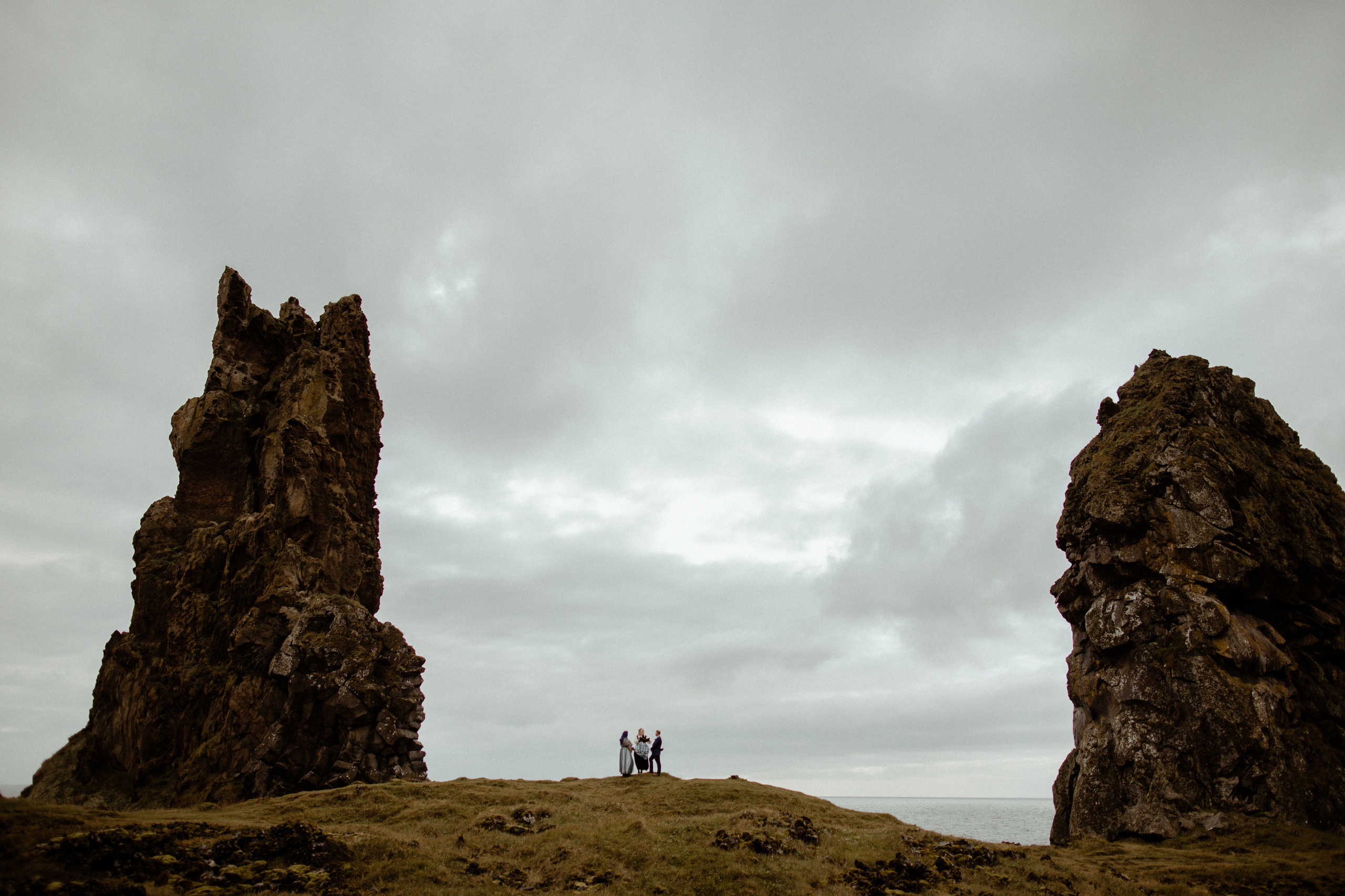 Caly+Seth. Iceland elopement photographer & videographer