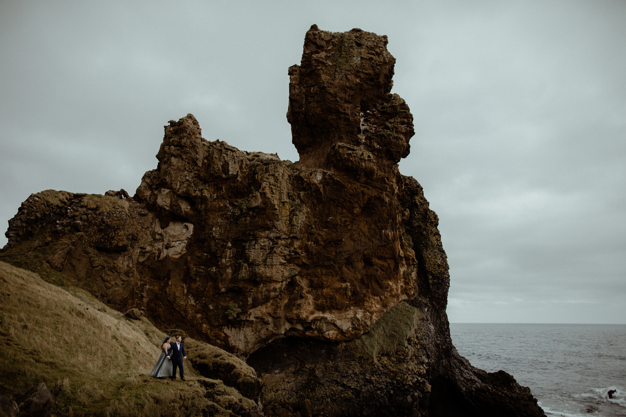 Caly+Seth. Iceland elopement photographer & videographer
