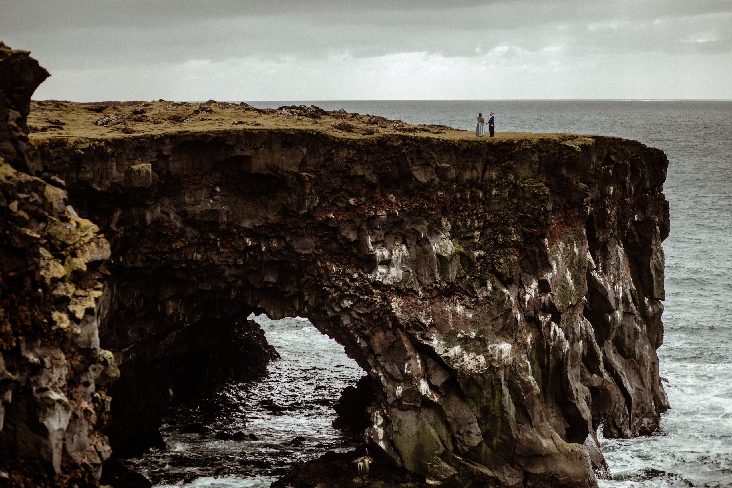 Caly+Seth. Iceland elopement photographer & videographer