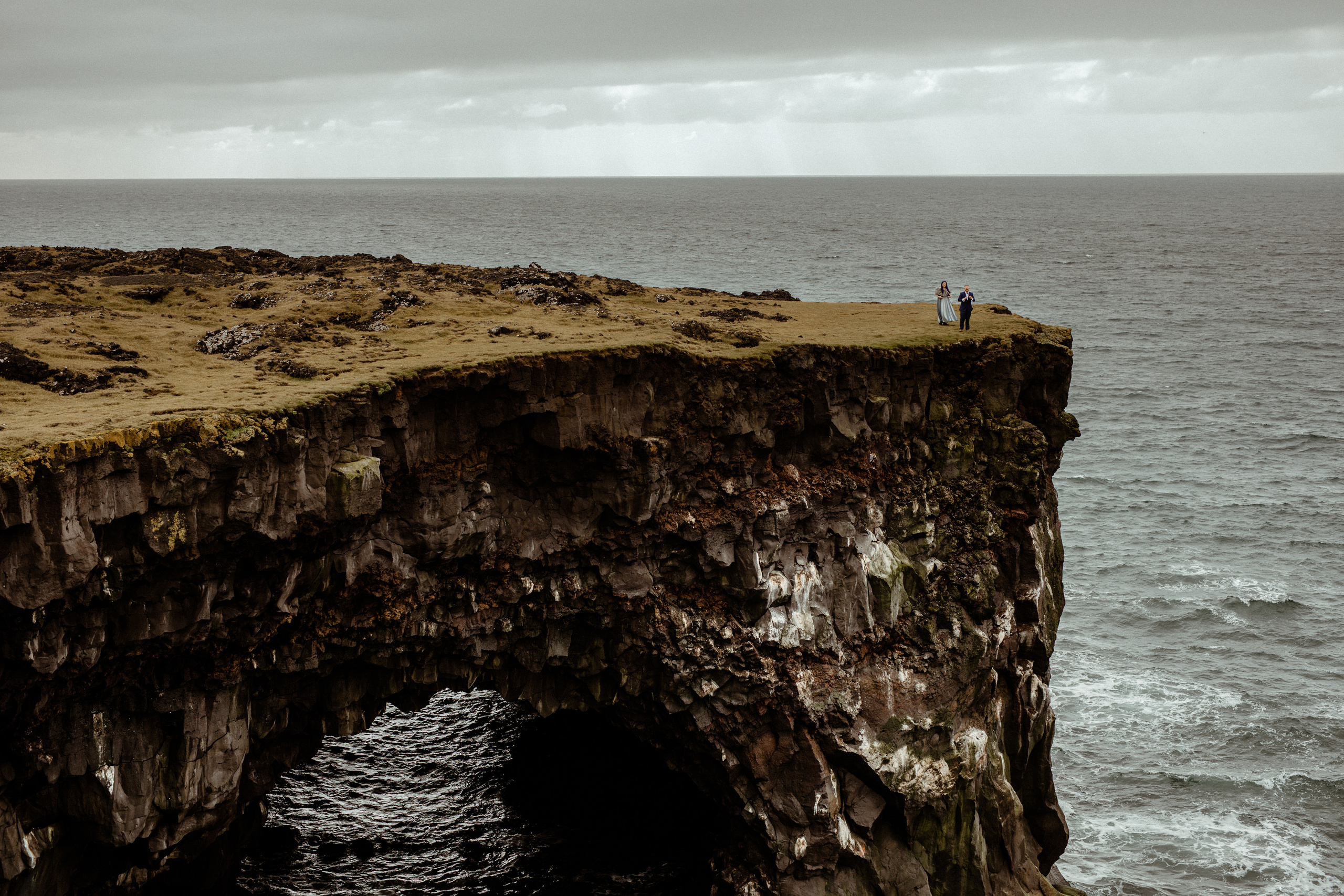 Caly+Seth. Iceland elopement photographer & videographer