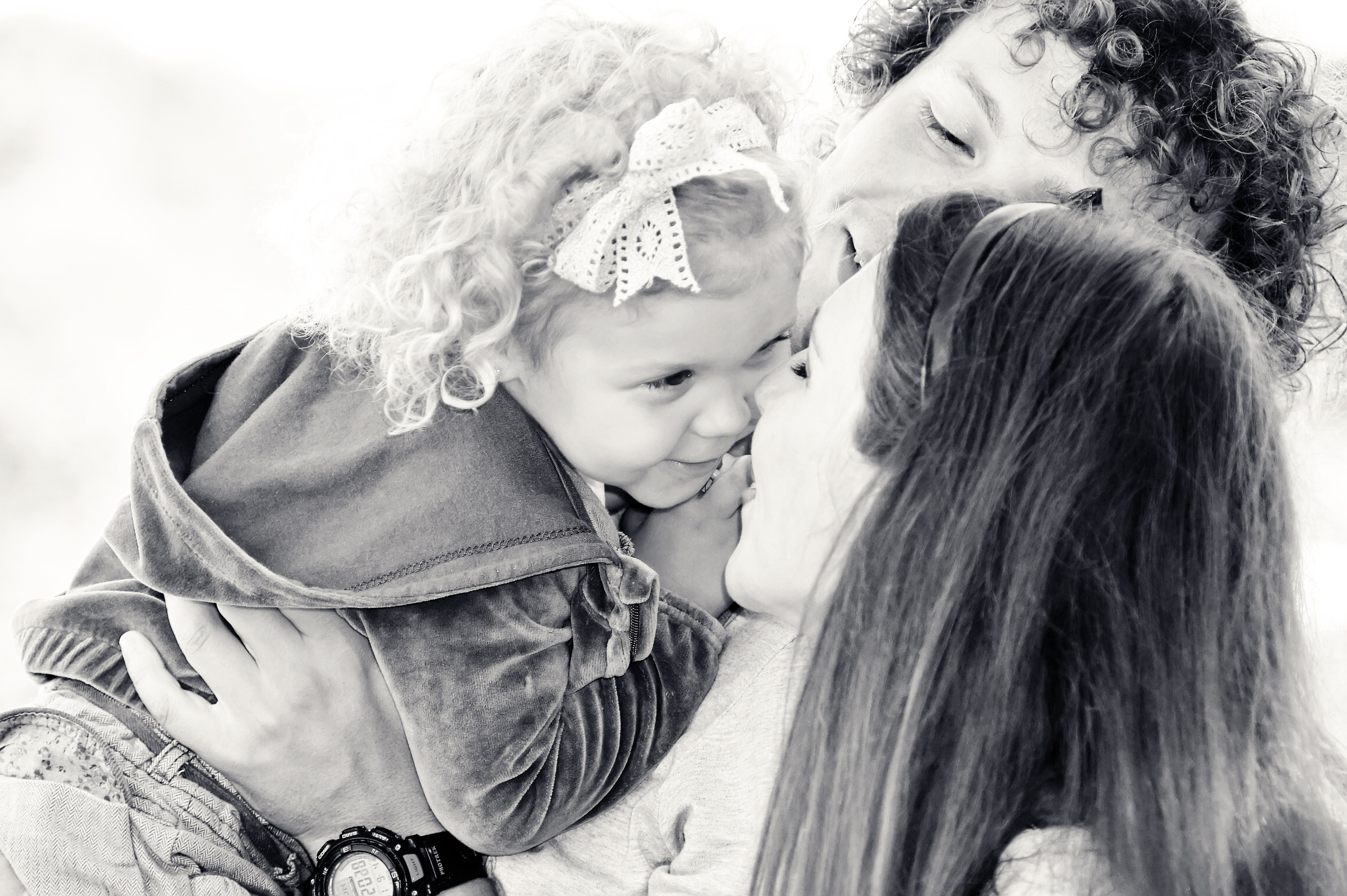 Family. Kids and family photographer in Italy. Victoria Peresada
