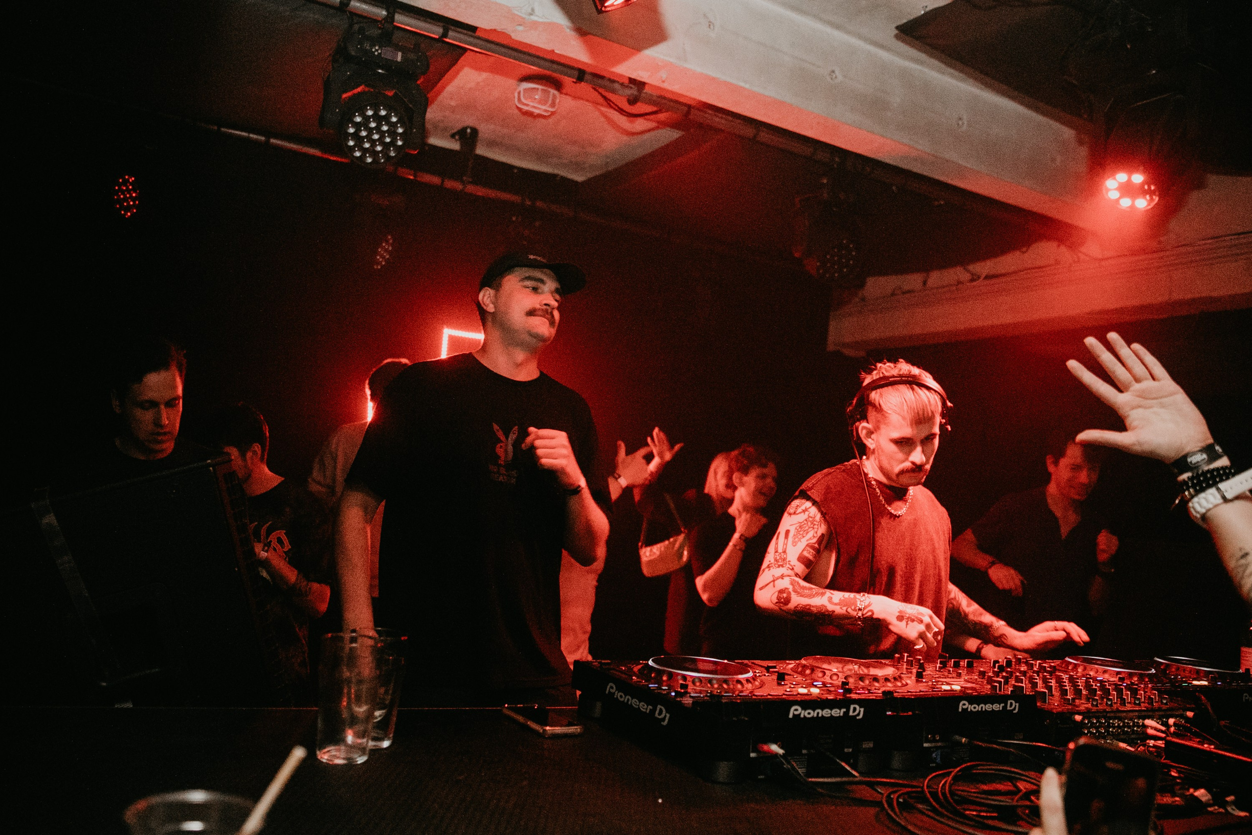 DJ Pablo Tozzi Laska bar, 2024. Sandra Garanca Portrait and event photographer