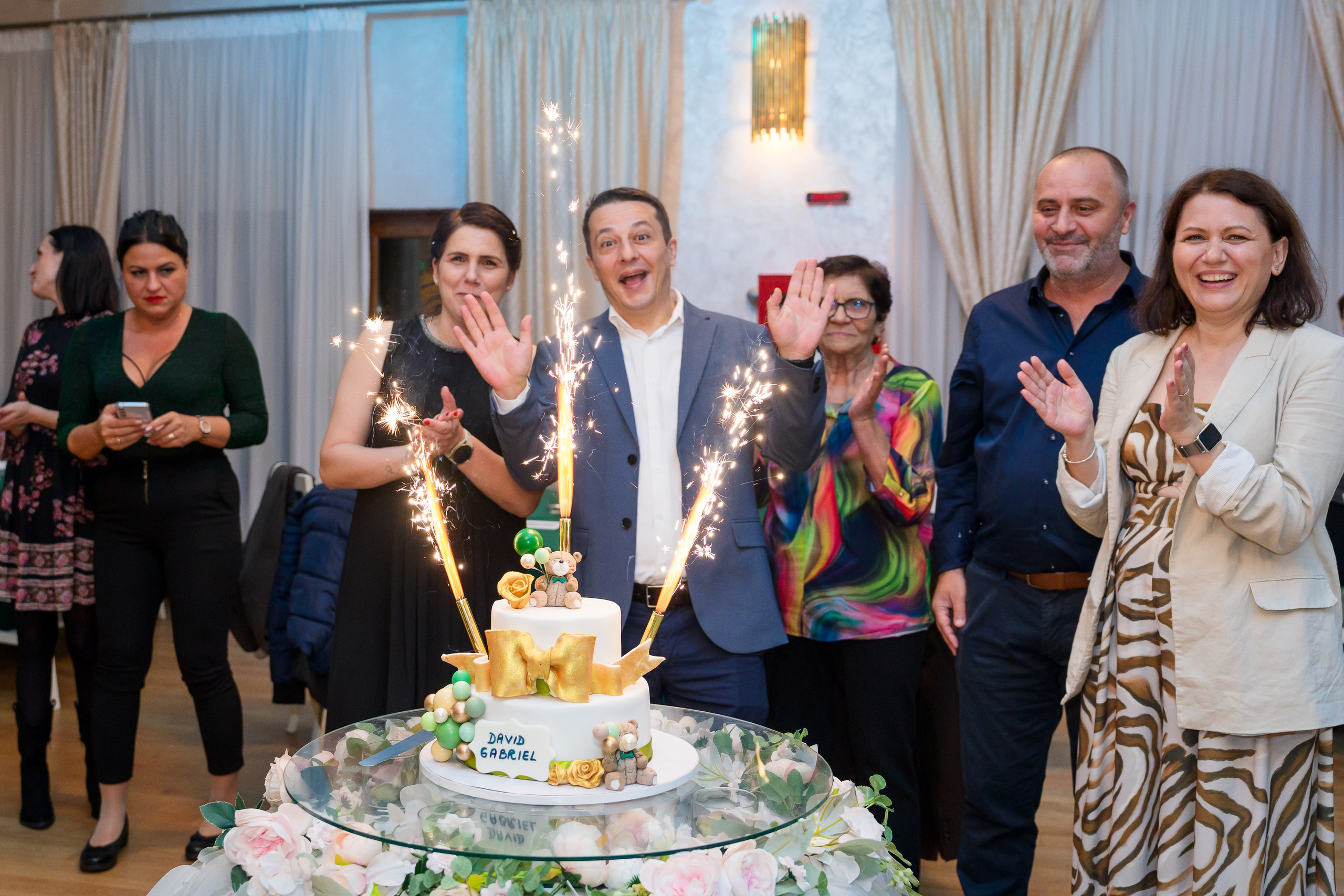 David Gabriel. Fotograf de evenimente, nunta, botez, portrete - FotoStudio