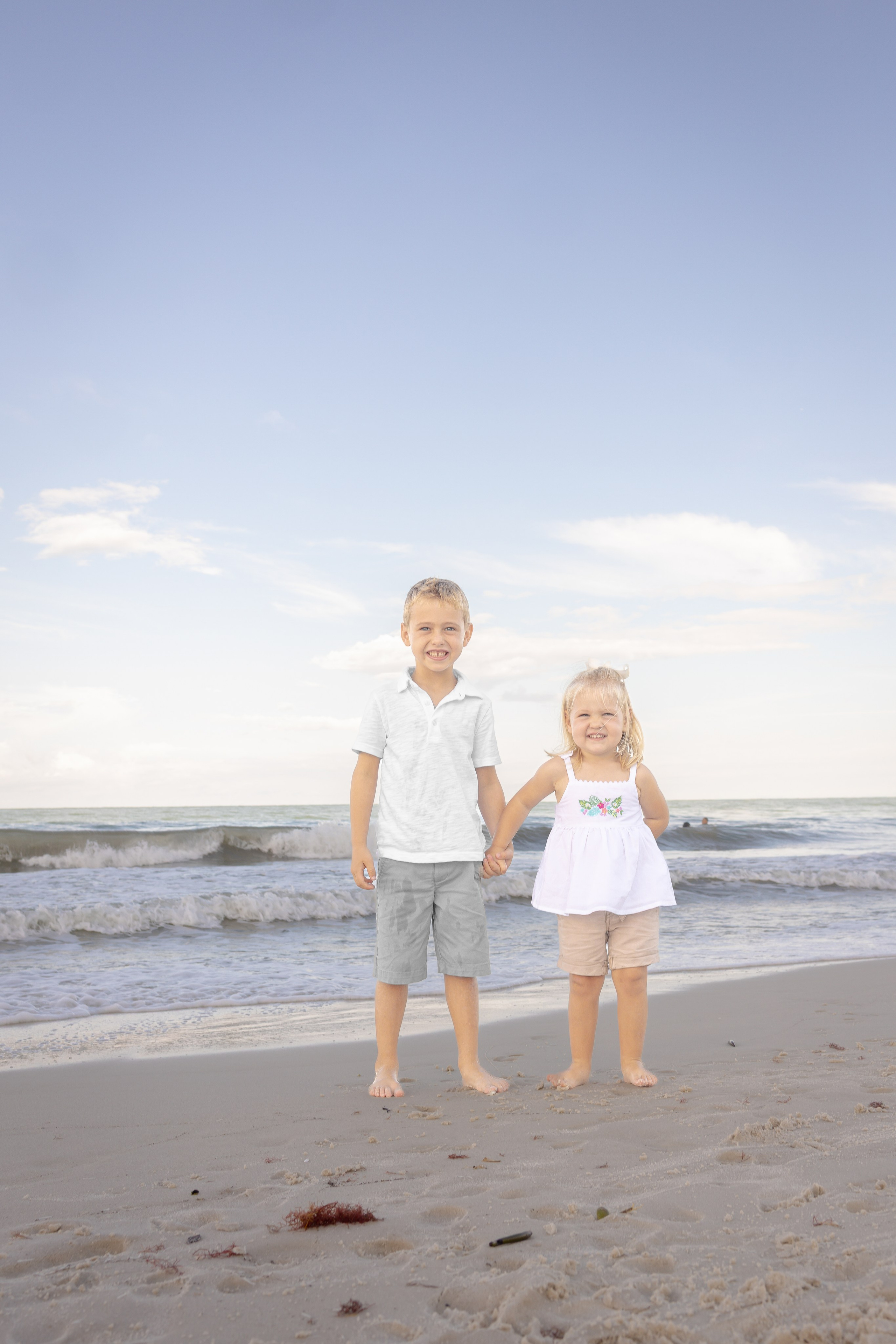 Jon and Brooke Beach Photography 2025. Out and About 239