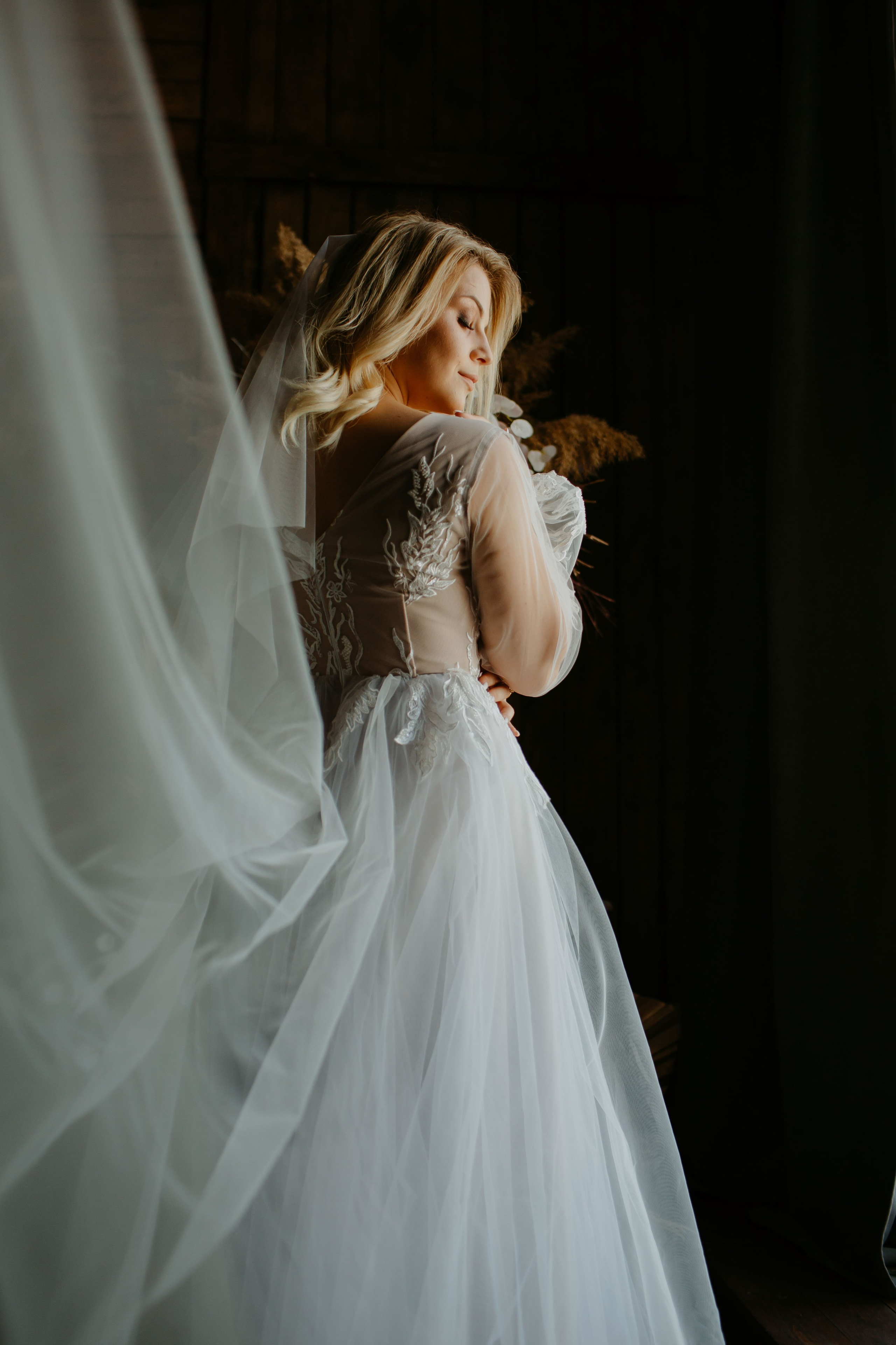 V & C. Crudueugen.com