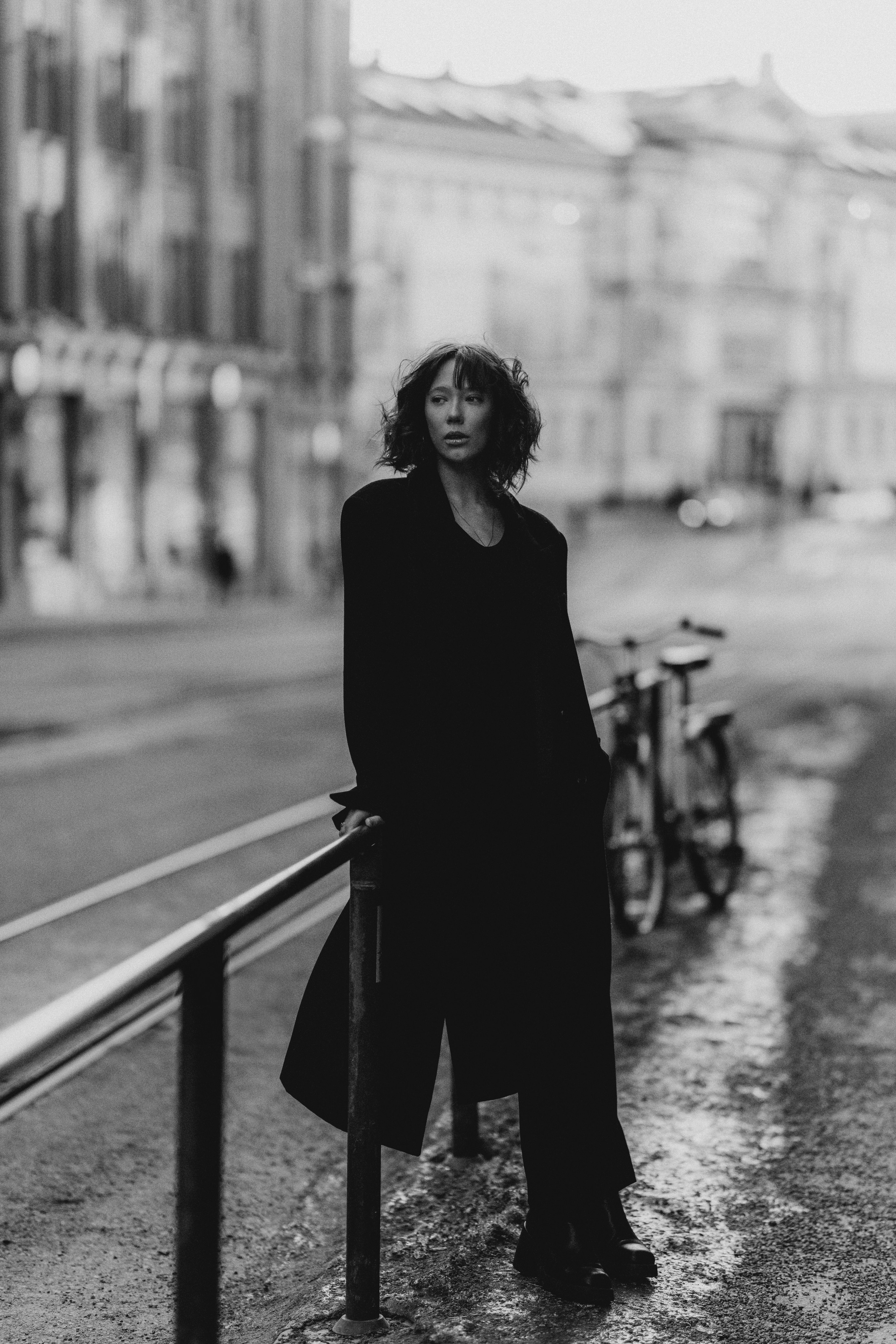 Portraits in city of Helsinki. Wedding and potrait photographer in Helsinki Vickan O