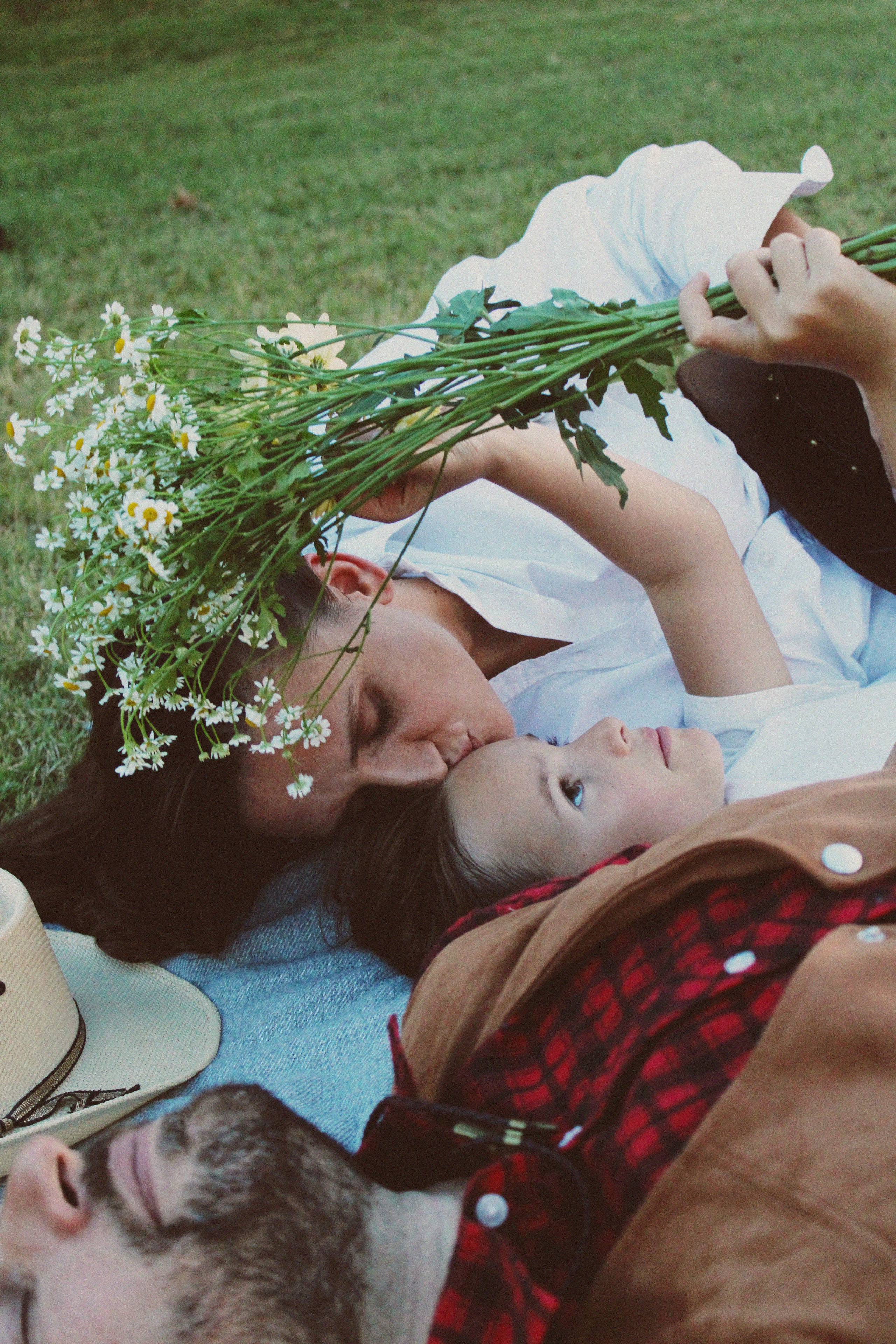 Texas Countryside Family Photoshoot in Cowboy Style. Lana Petrychenko — Portrait & Family Photographer. Valencia, Spain