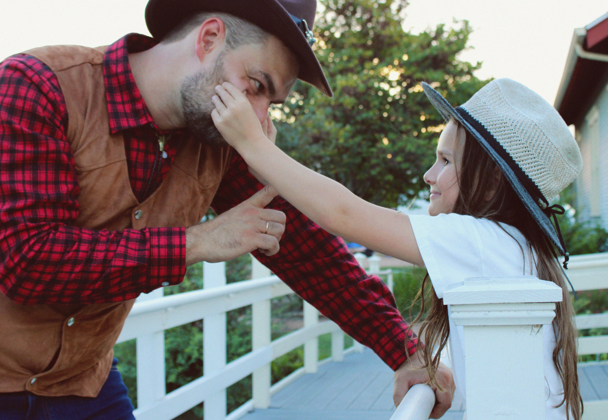 Texas Countryside Family Photoshoot in Cowboy Style. Lana Petrychenko — Portrait & Family Photographer. Valencia, Spain
