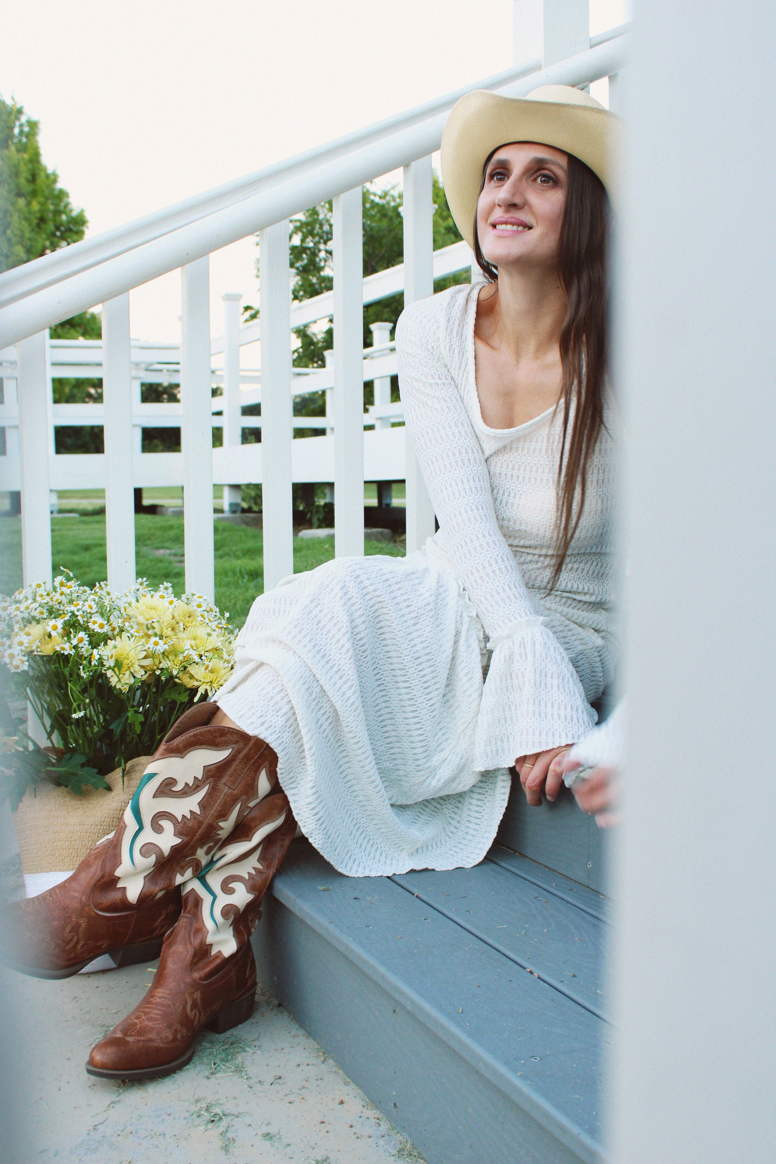 Texas Countryside Family Photoshoot in Cowboy Style. Lana Petrychenko — Portrait & Family Photographer. Valencia, Spain