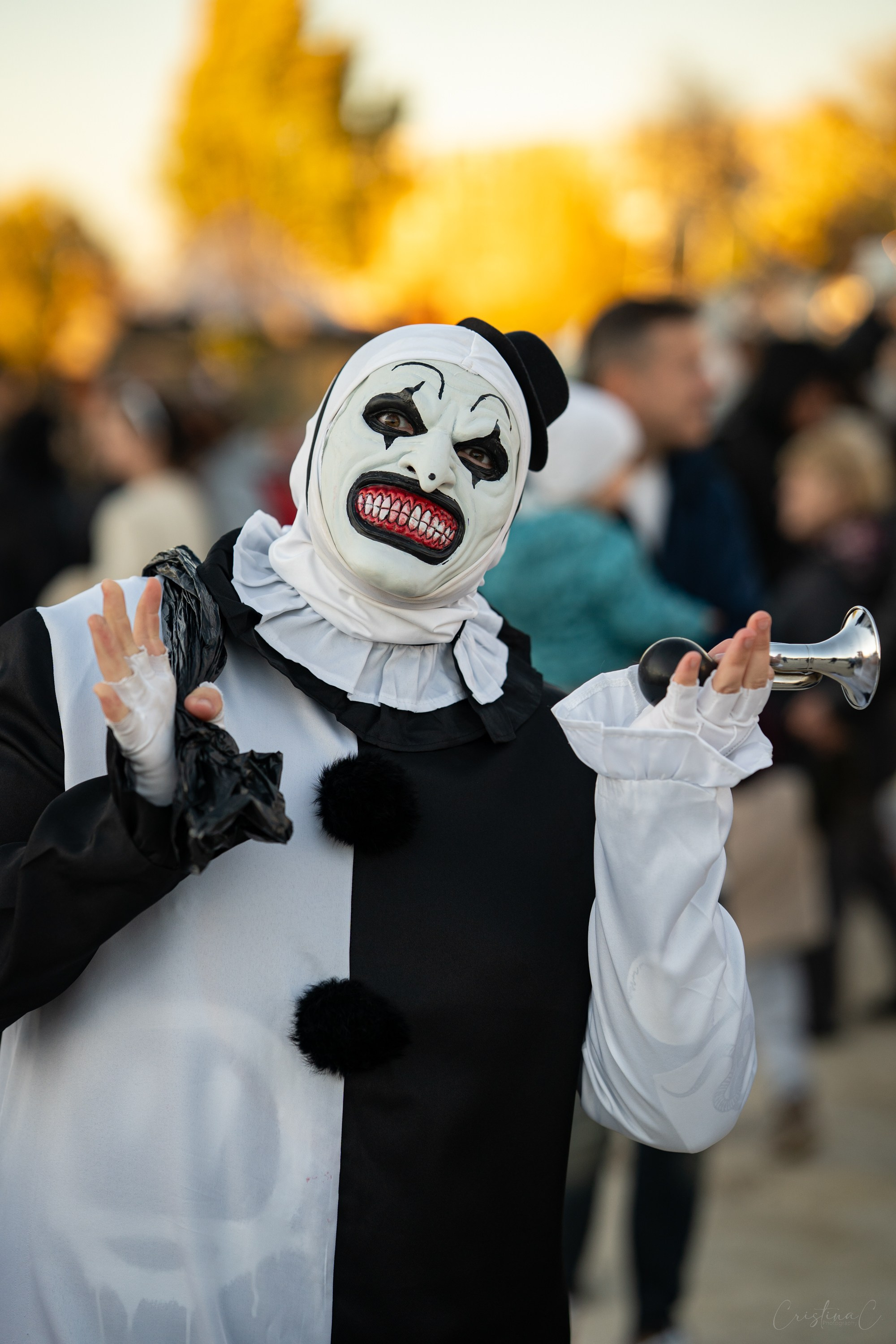 Oameni- WestSideHalloFest- 2025. Bycristinaciobanu