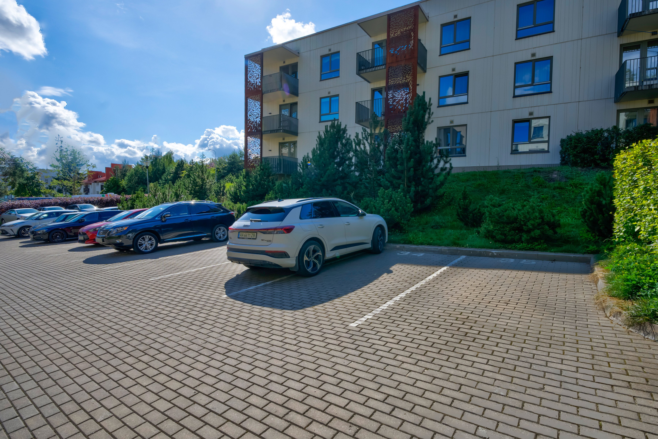 Mokslininkų g. 7. Elina Sapiega fotografė Vilniuje