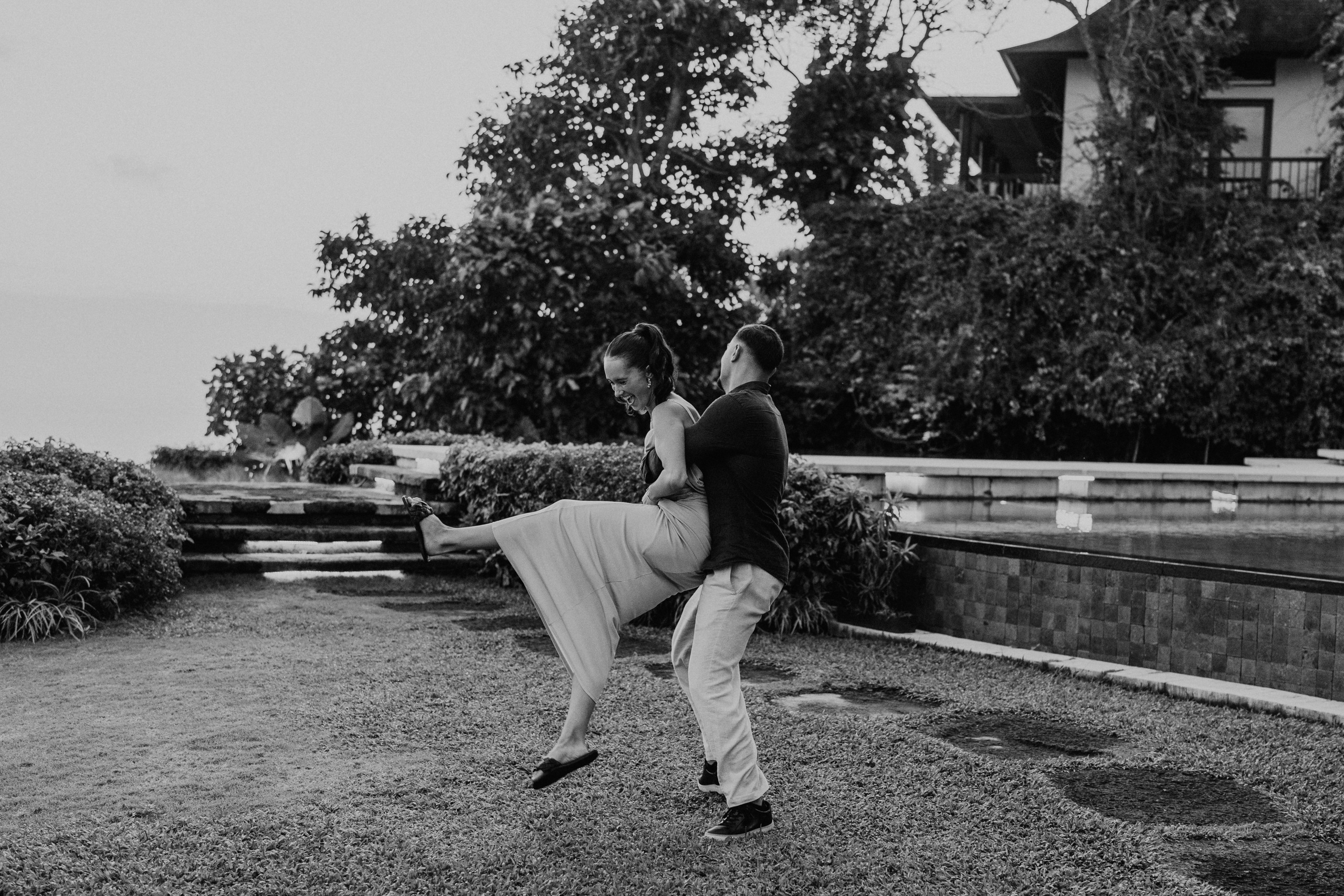 Nicolaos & Ivanna. Female Photographer in Bali