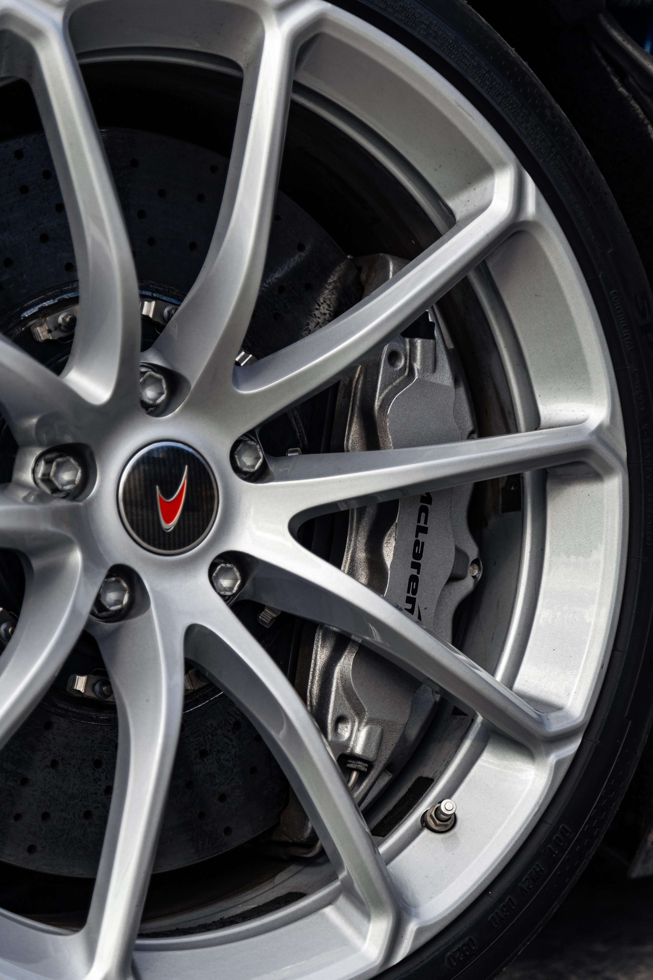 McLaren 570s. Photographe de voitures à Paris — Vitalii Motruk