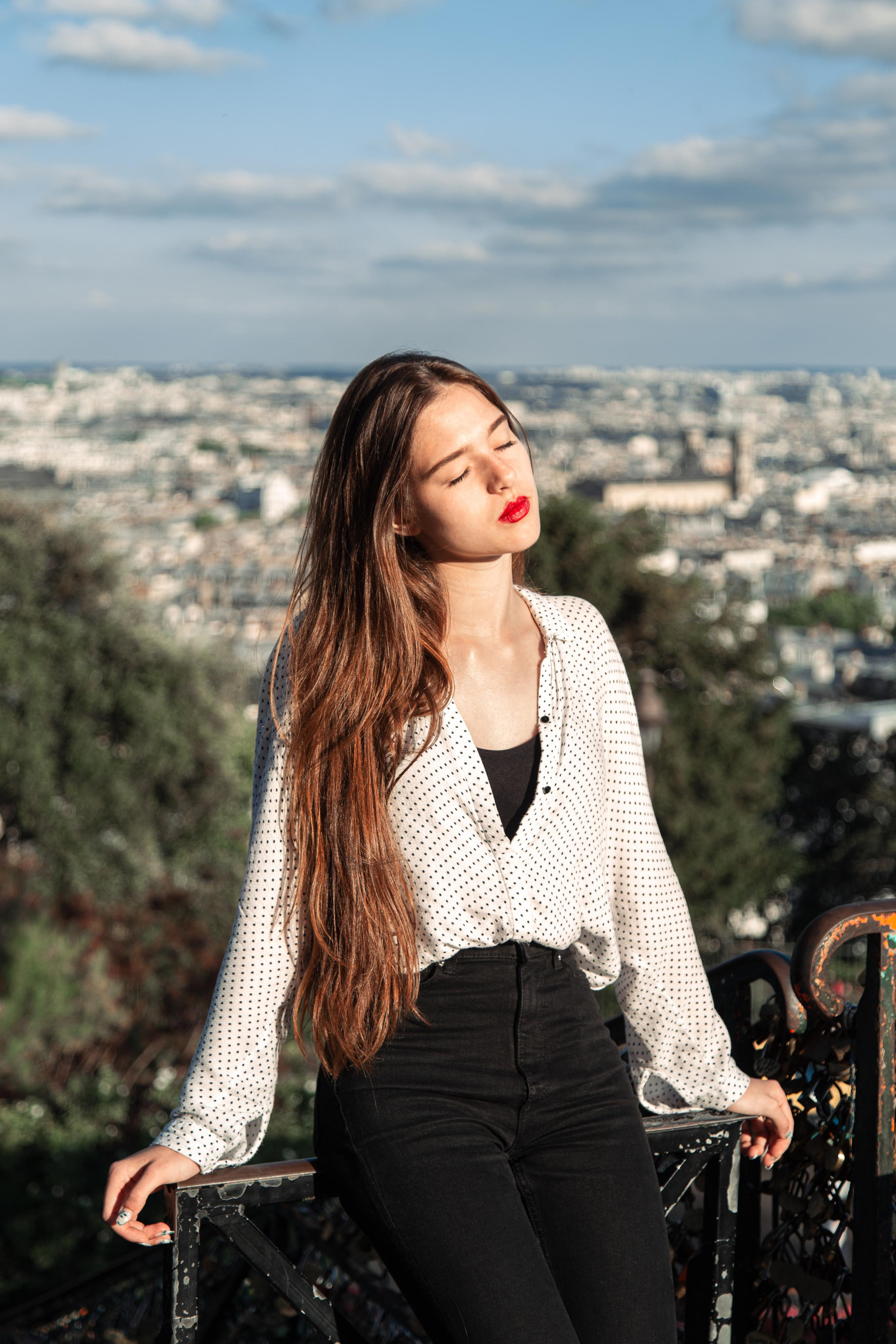 Anhelina Montmartre. Photographer in Paris — Vitalii Motruk