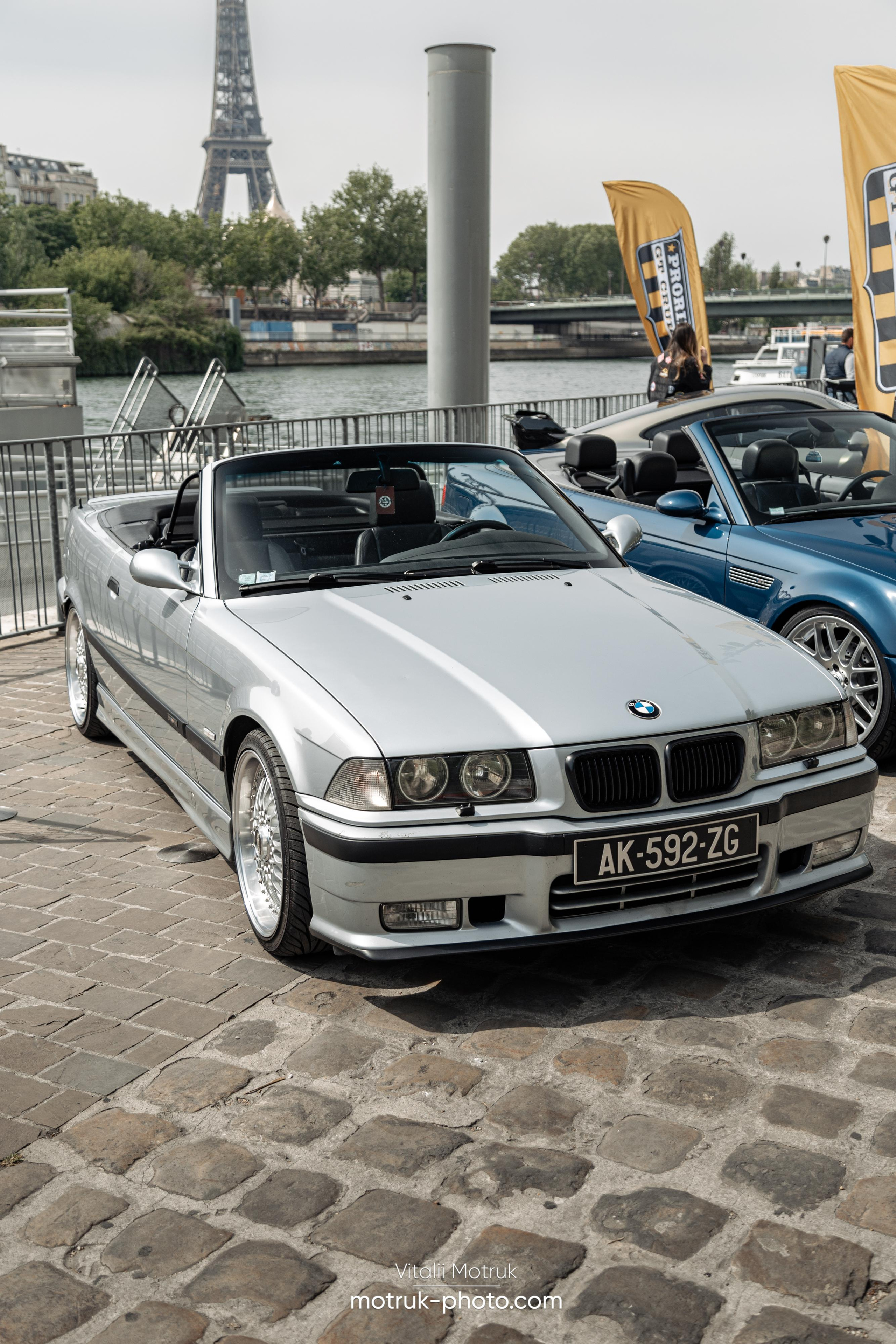 Bateaux Mouches 1 mai. Photographer in Paris — Vitalii Motruk