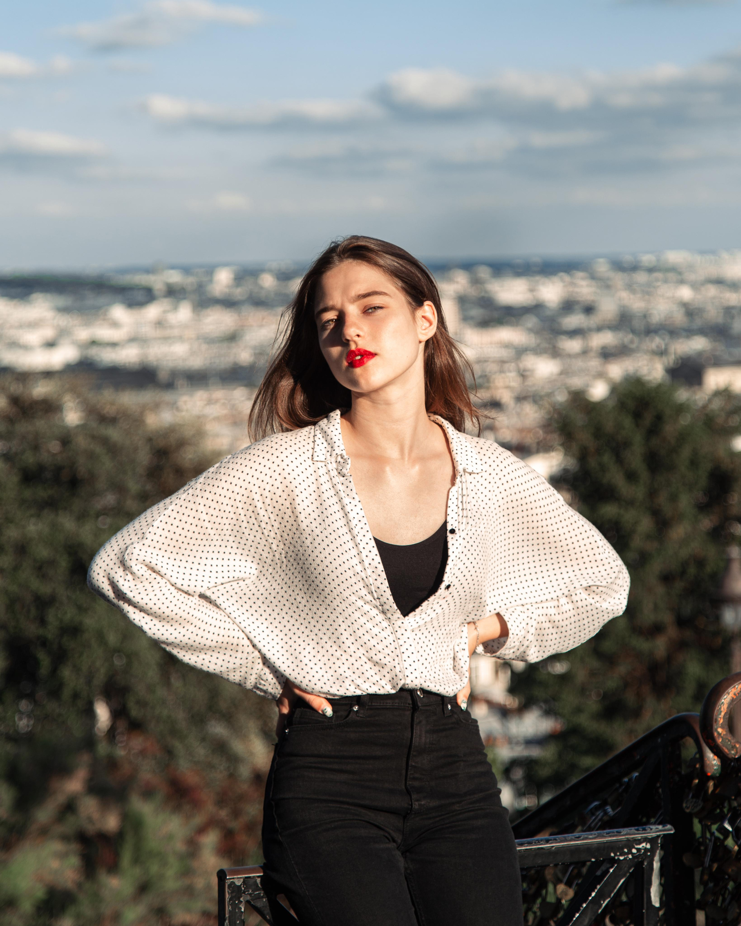 Anhelina Montmartre. Photographer in Paris — Vitalii Motruk