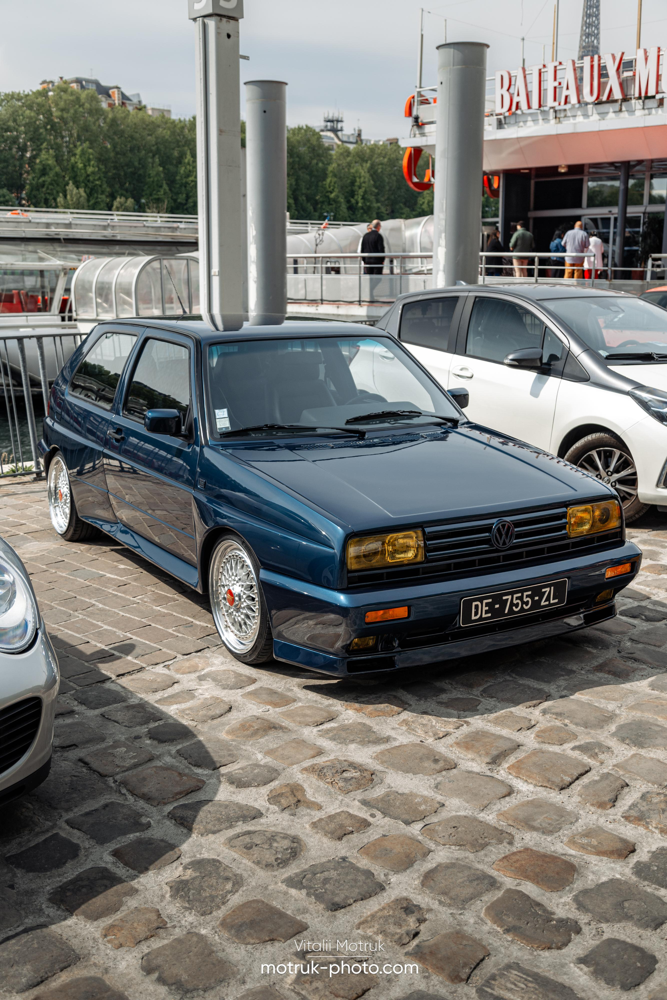 Bateaux Mouches 1 mai. Photographer in Paris — Vitalii Motruk
