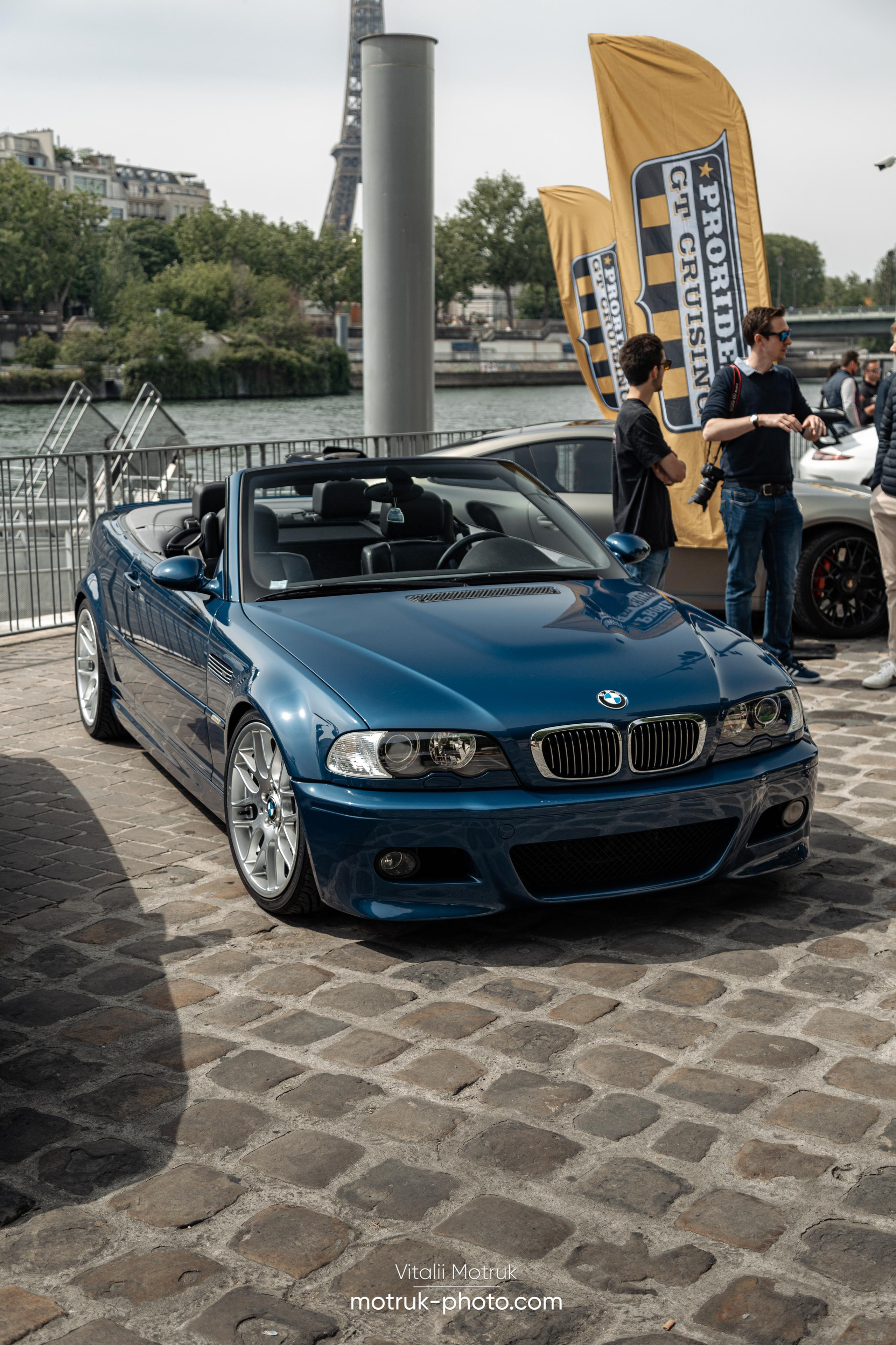 Bateaux Mouches 1 mai. Photographer in Paris — Vitalii Motruk