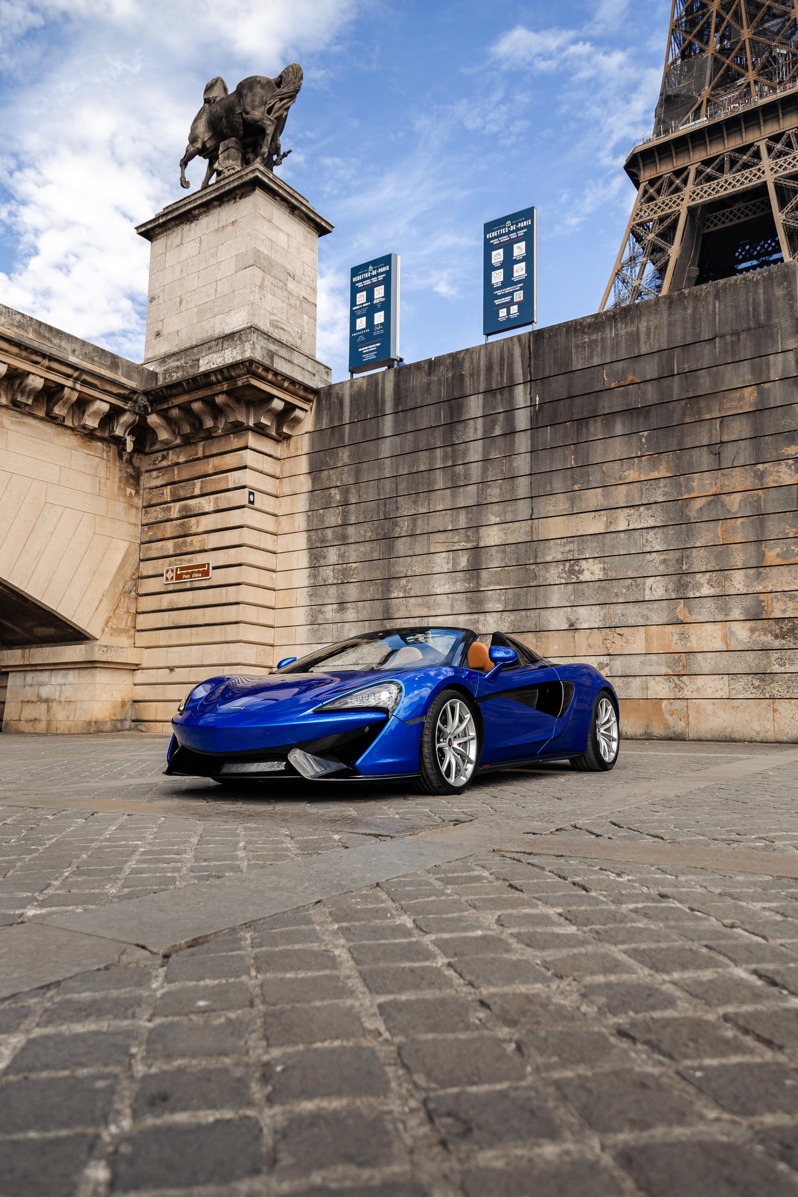 McLaren 570s. Photographe de voitures à Paris — Vitalii Motruk