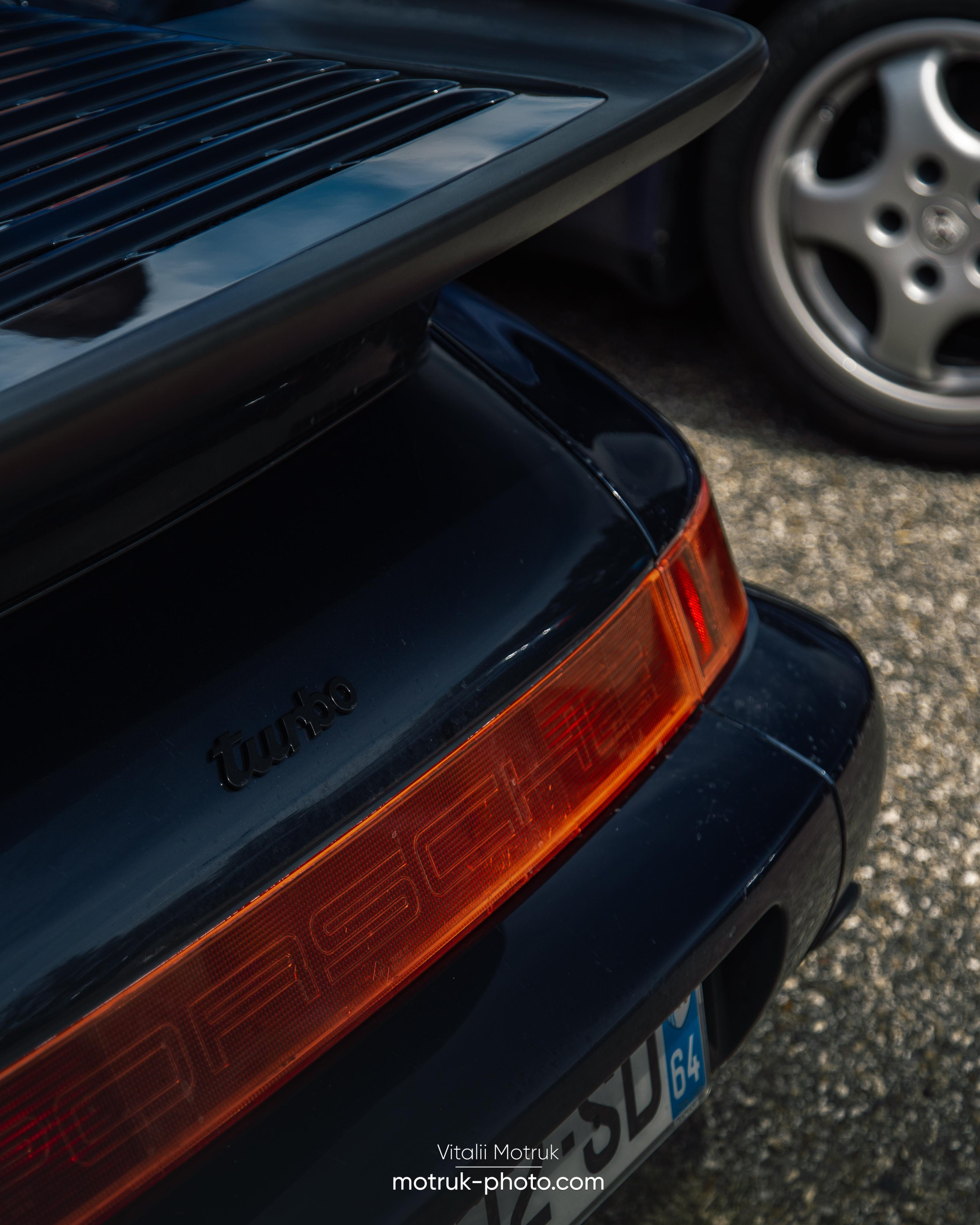 Cars and Coffee. Photographer in Paris — Vitalii Motruk