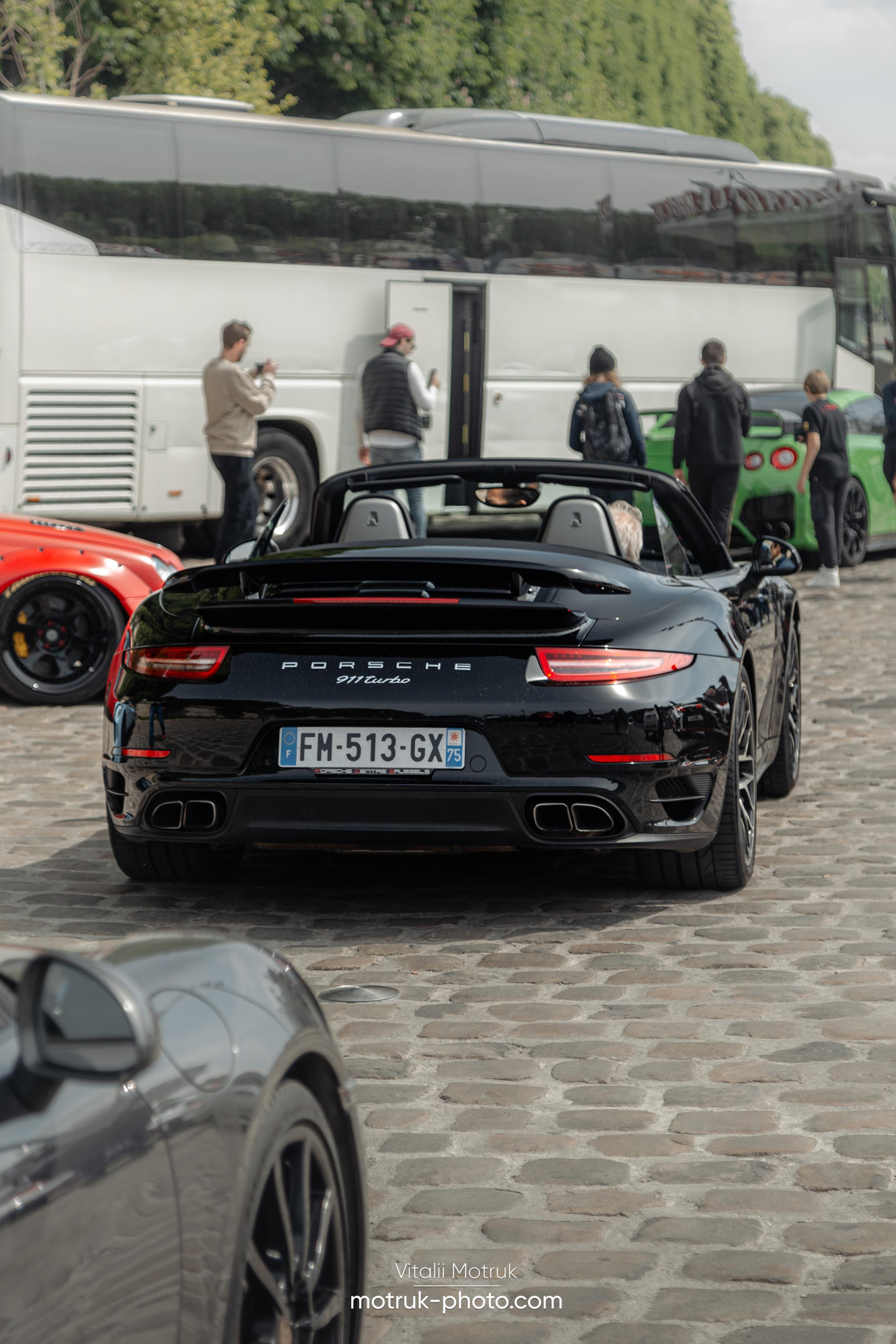 Bateaux Mouches 1 mai. Photographer in Paris — Vitalii Motruk